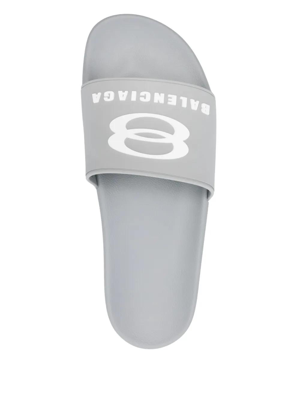 logo-embossed slides Product Image