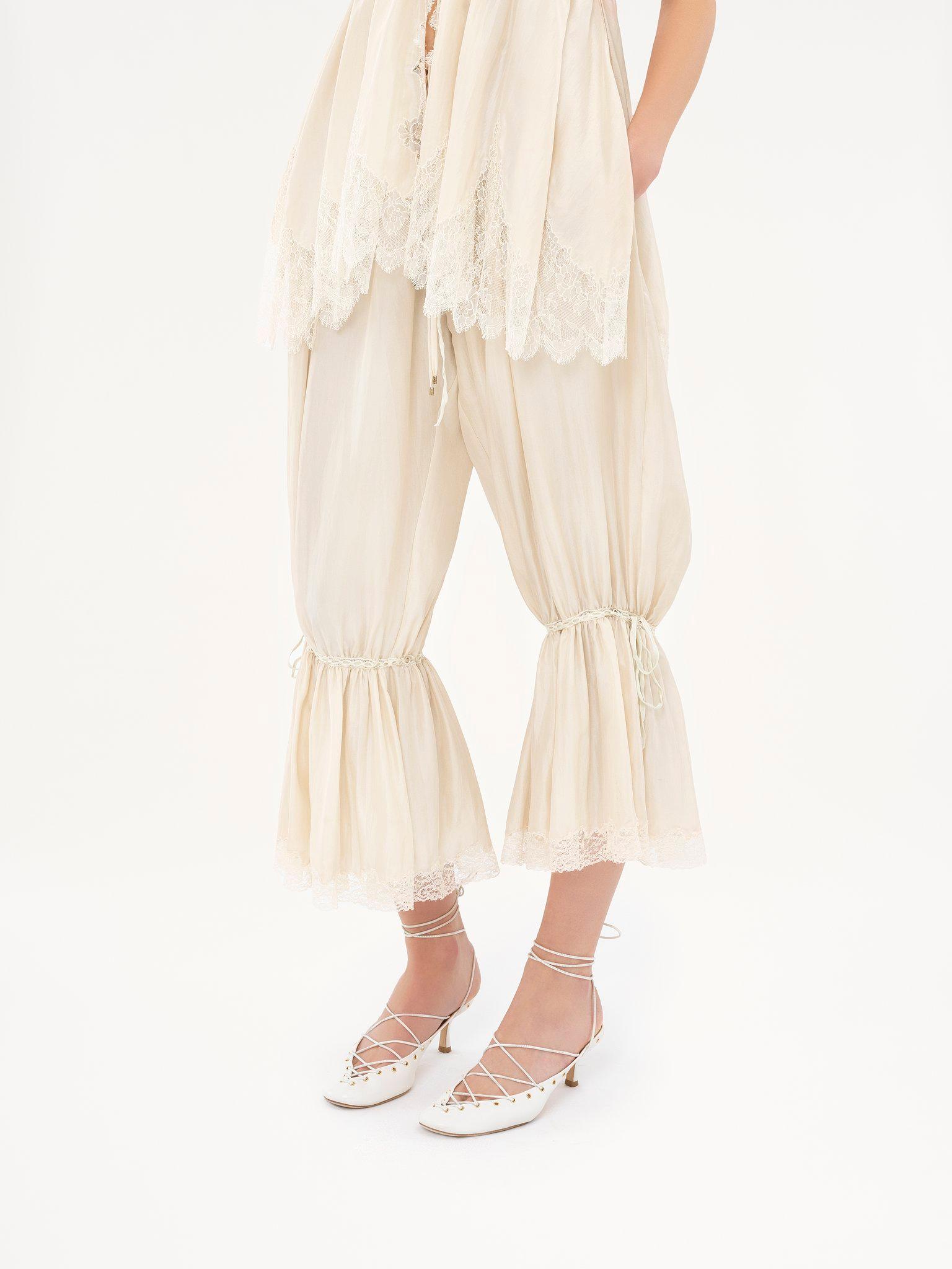 Fluid cropped pants in washed silk pongé & lace Product Image