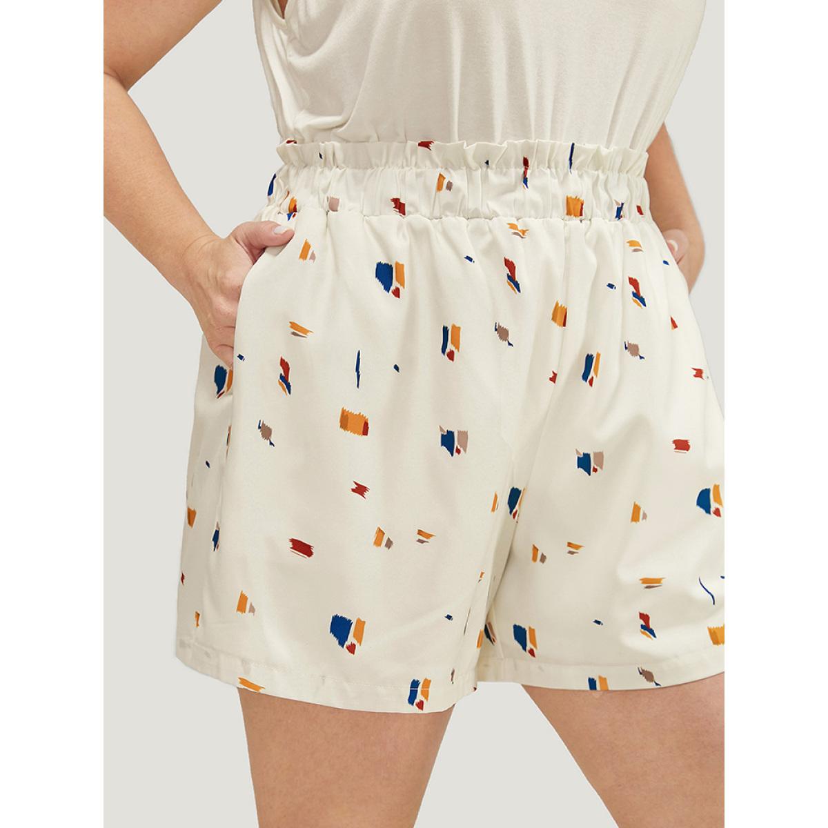 Plus Size Allover Print Paperbag Waist Pocket Shorts Women Ivory Vacation Elastic Waist Loose Dailywear Shorts BloomChic 22-24/3X Product Image