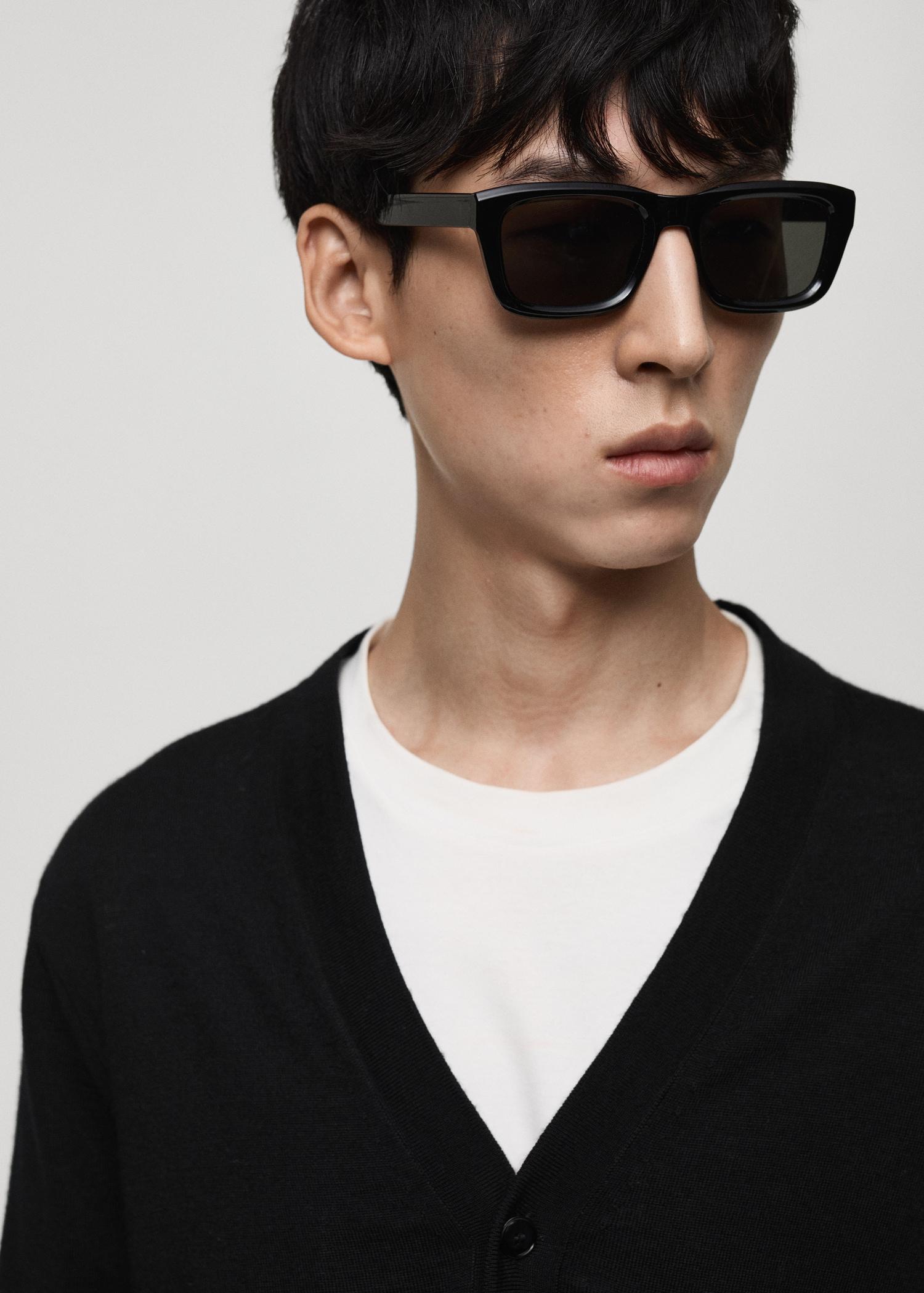 100% merino wool cardigan - Men | MANGO USA Product Image