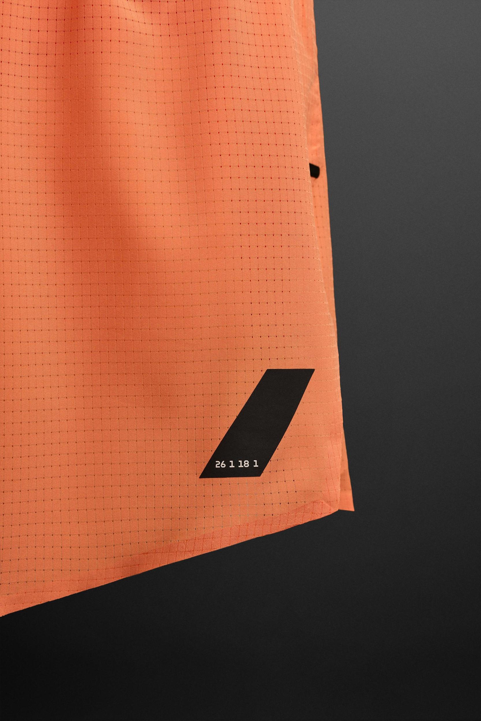 RUNNING SHORTS Product Image