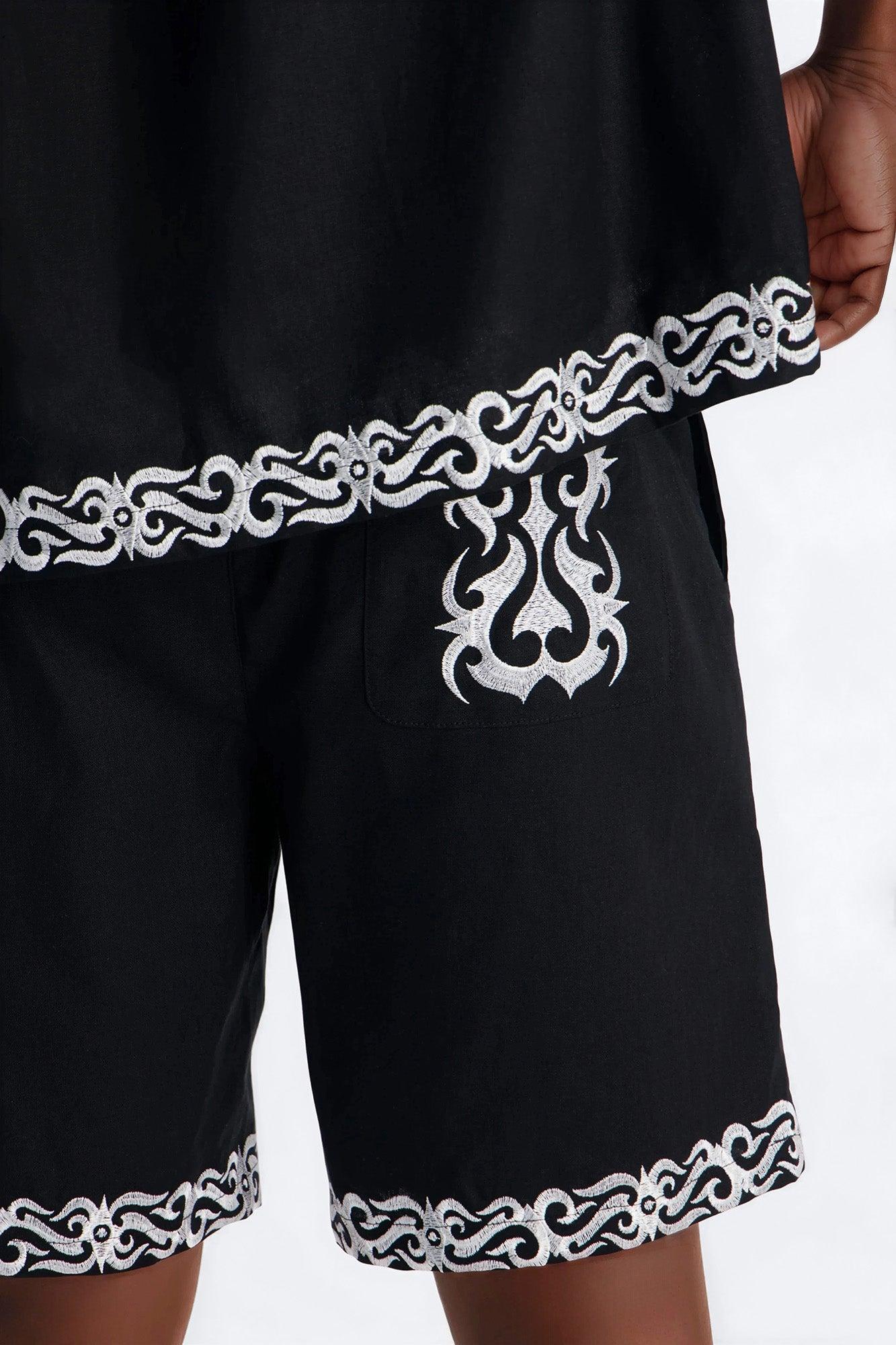 Relaxed Coastal Isla Short - Black Male Product Image