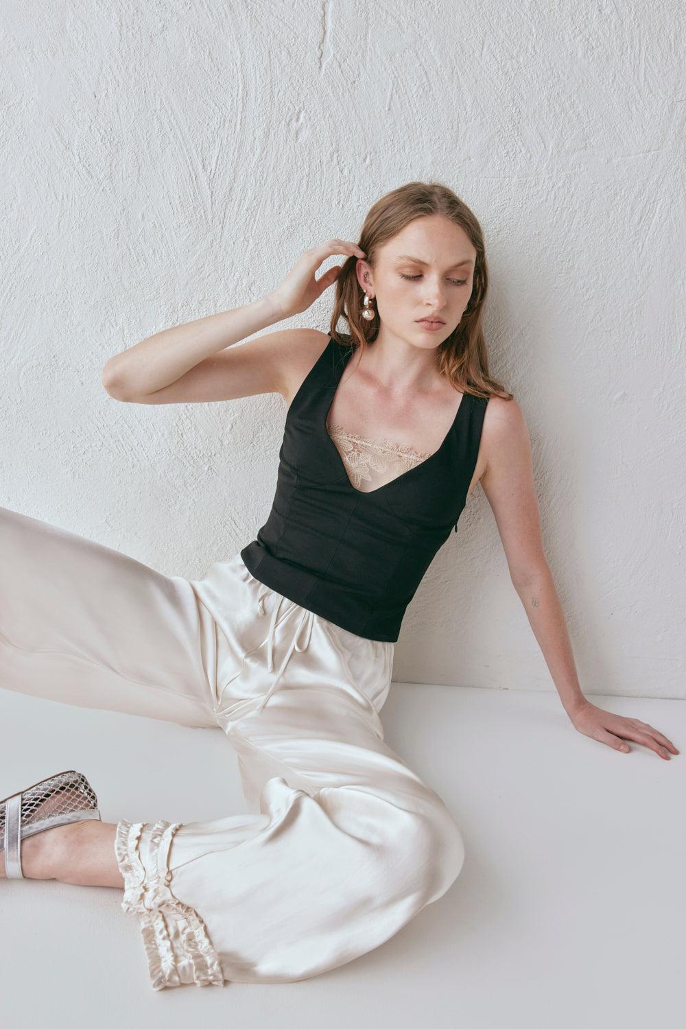 Elena Top Black Product Image