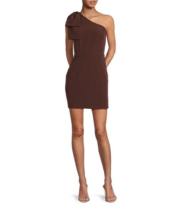 Gianni Bini Deliah One Bow Shoulder Sleeveless Sheath Crepe Mini Dress Product Image
