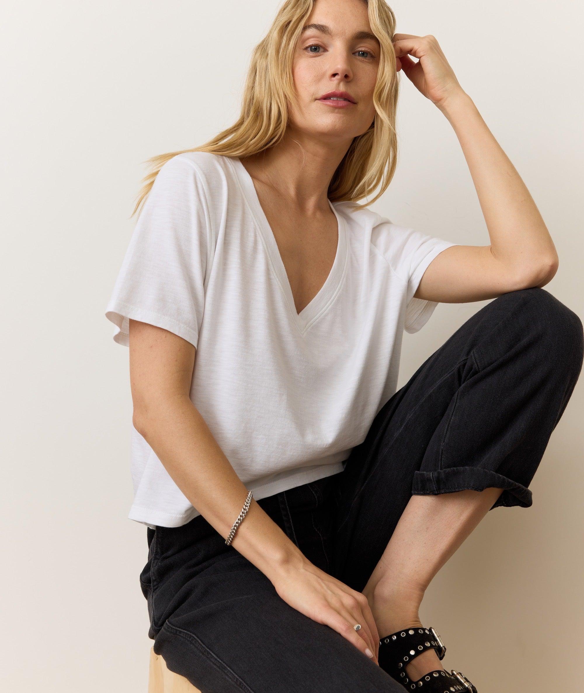 Boyfriend V-Neck Crop Product Image