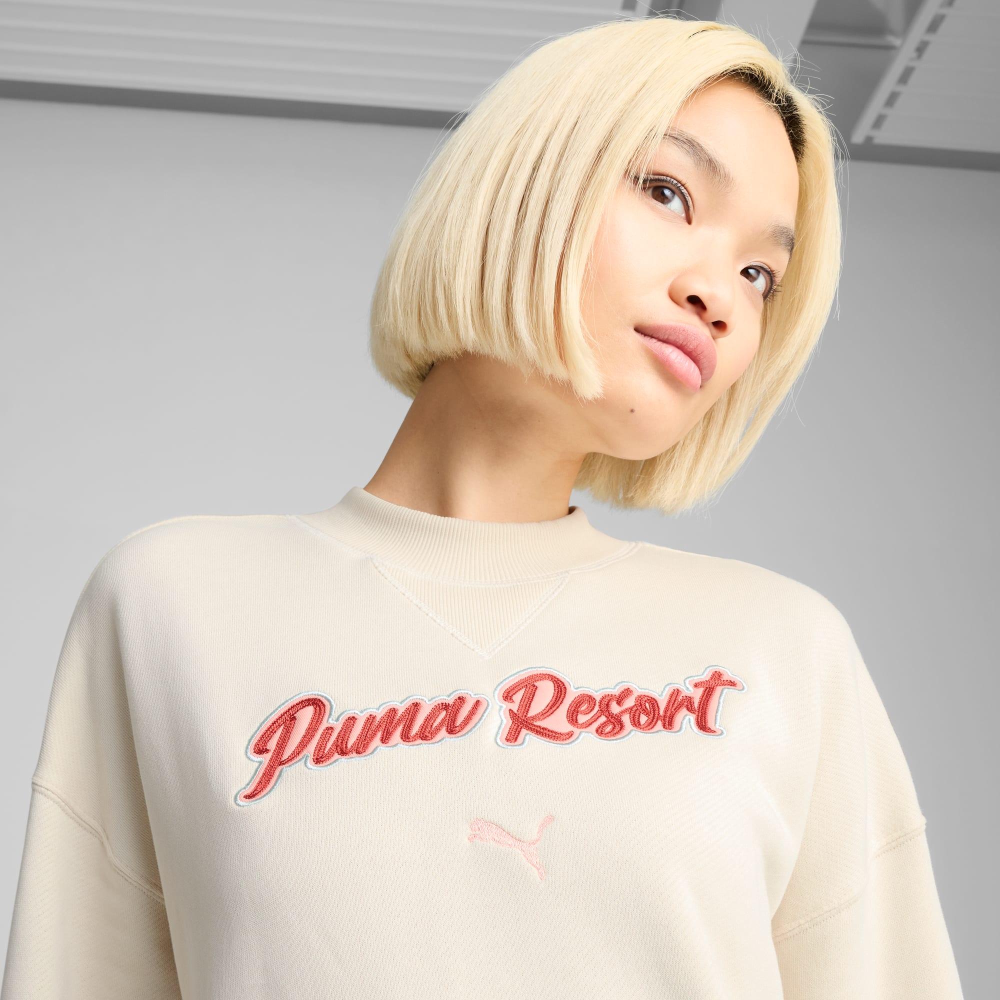 Premium Essentials Women's Oversized Graphic Crew Sweatshirt Product Image