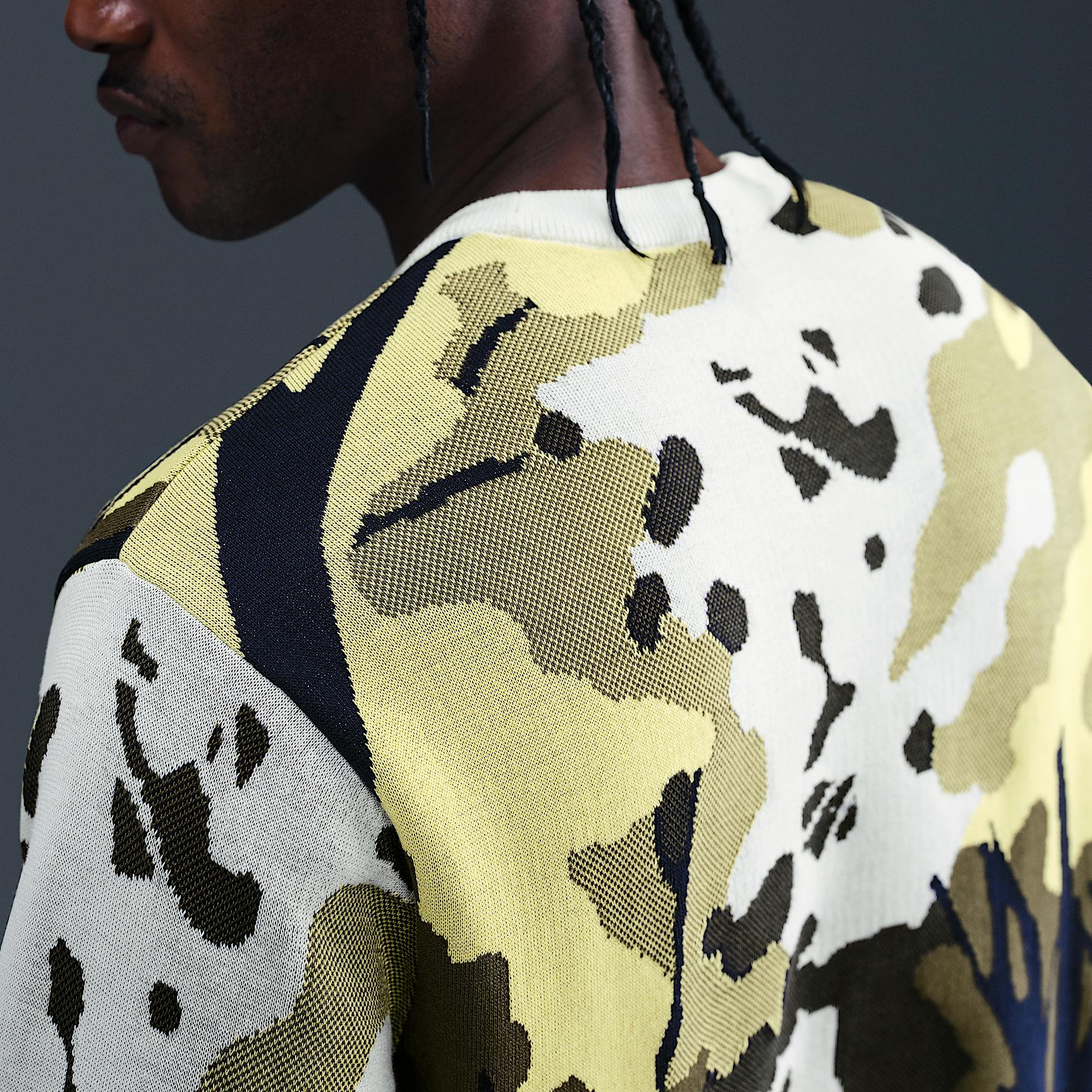 Nike Men's Life Wilderness Sweater Product Image