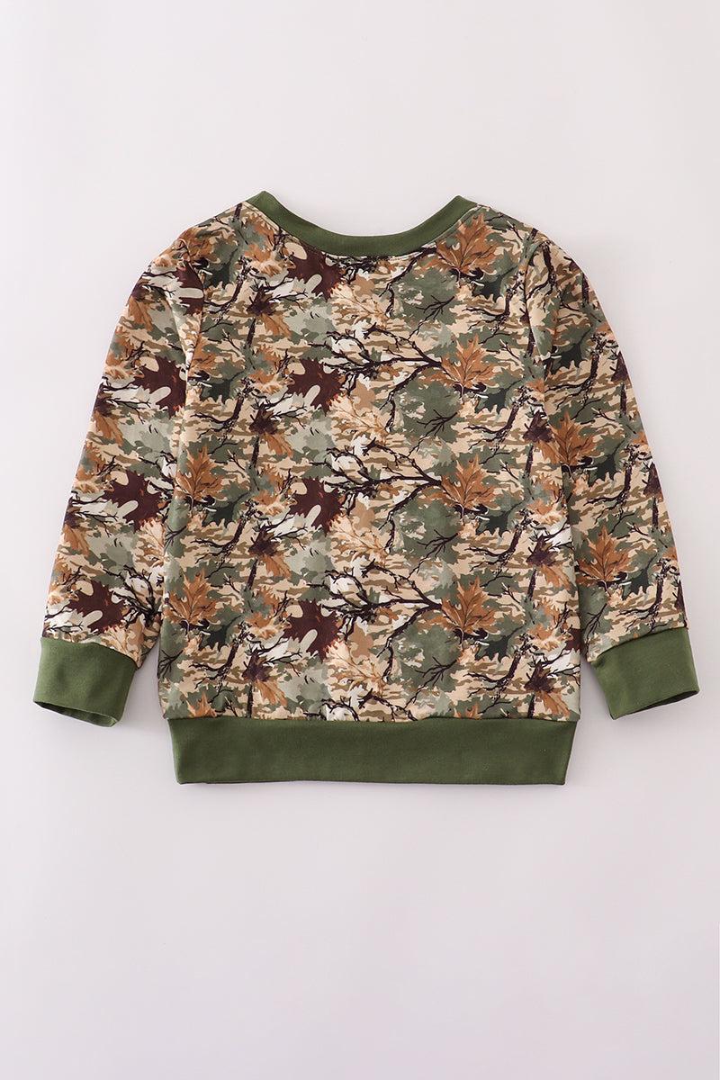 Camo leave dad&me sweatshirt Product Image