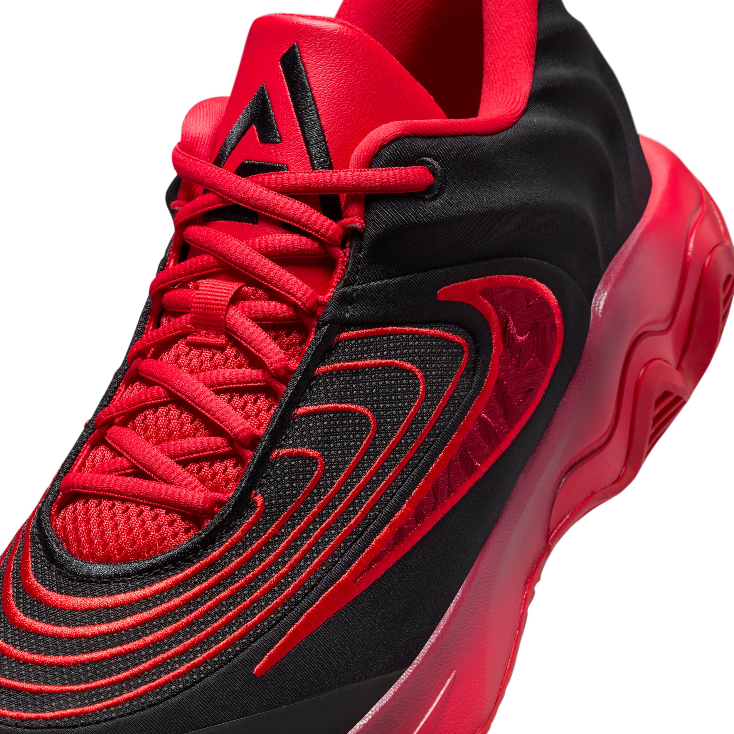Nike Men's Giannis Immortality 4 Basketball Shoes Product Image