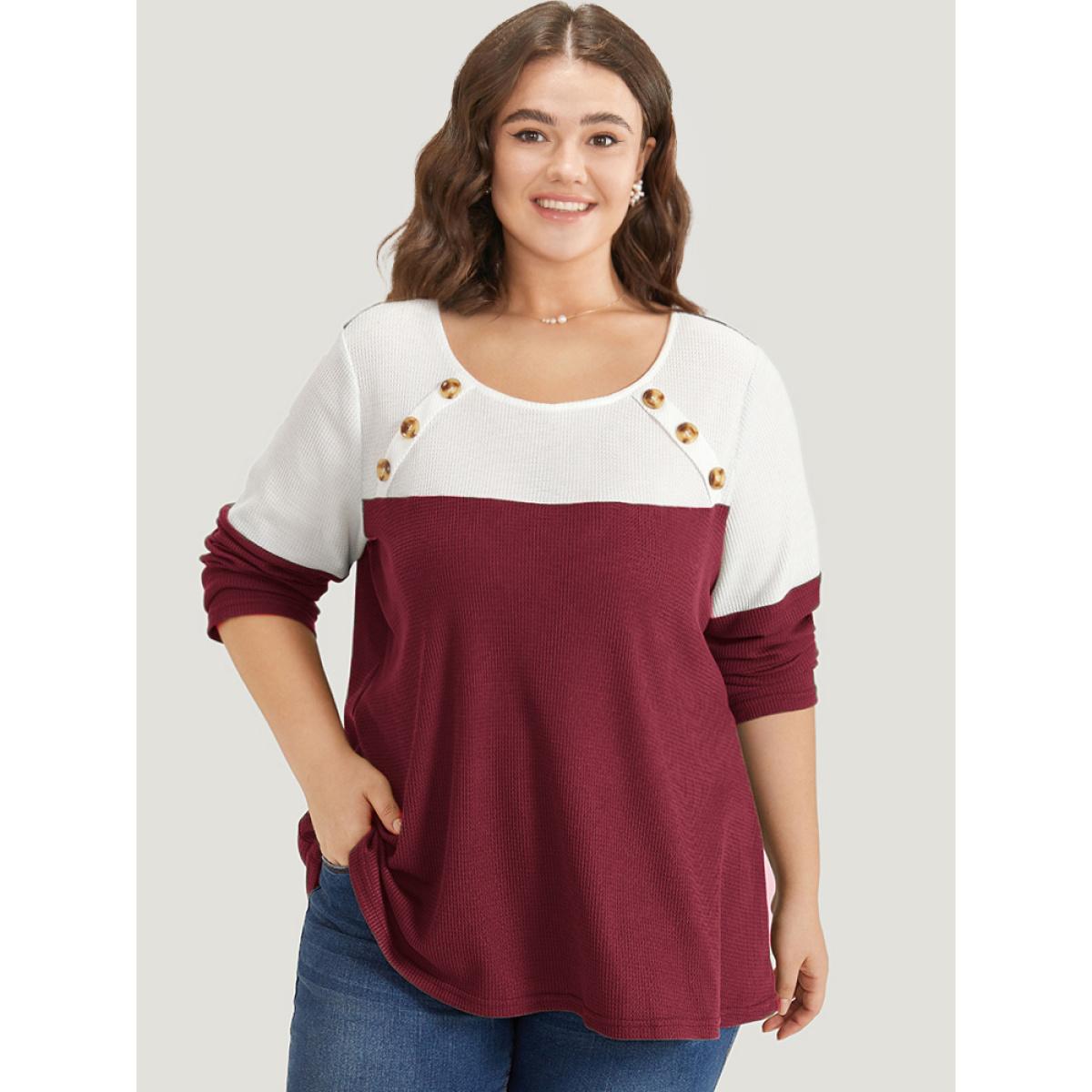 Plus Size Colorblock Contrast Button Detail Crew Neck T-shirt Gray Women Casual Contrast Plain Round Neck Dailywear T-shirts BloomChic 10/M Product Image