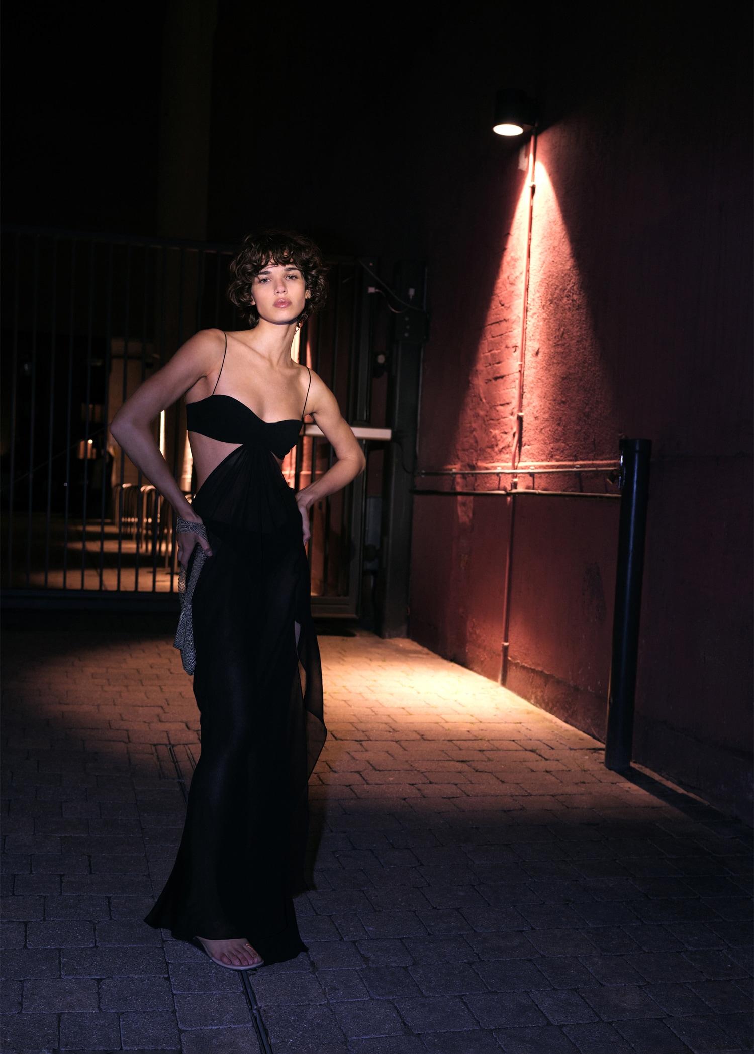 Dress with asymmetrical hem and cut-out - Women | MANGO USA Product Image