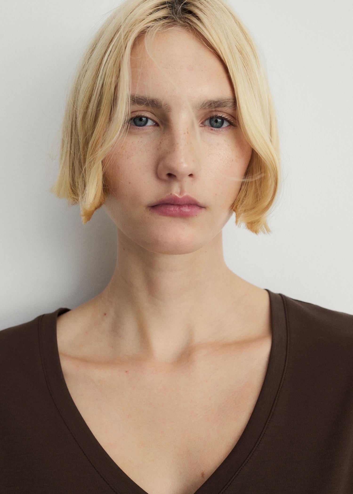 Plain cotton nightgown - Women | MANGO USA Product Image