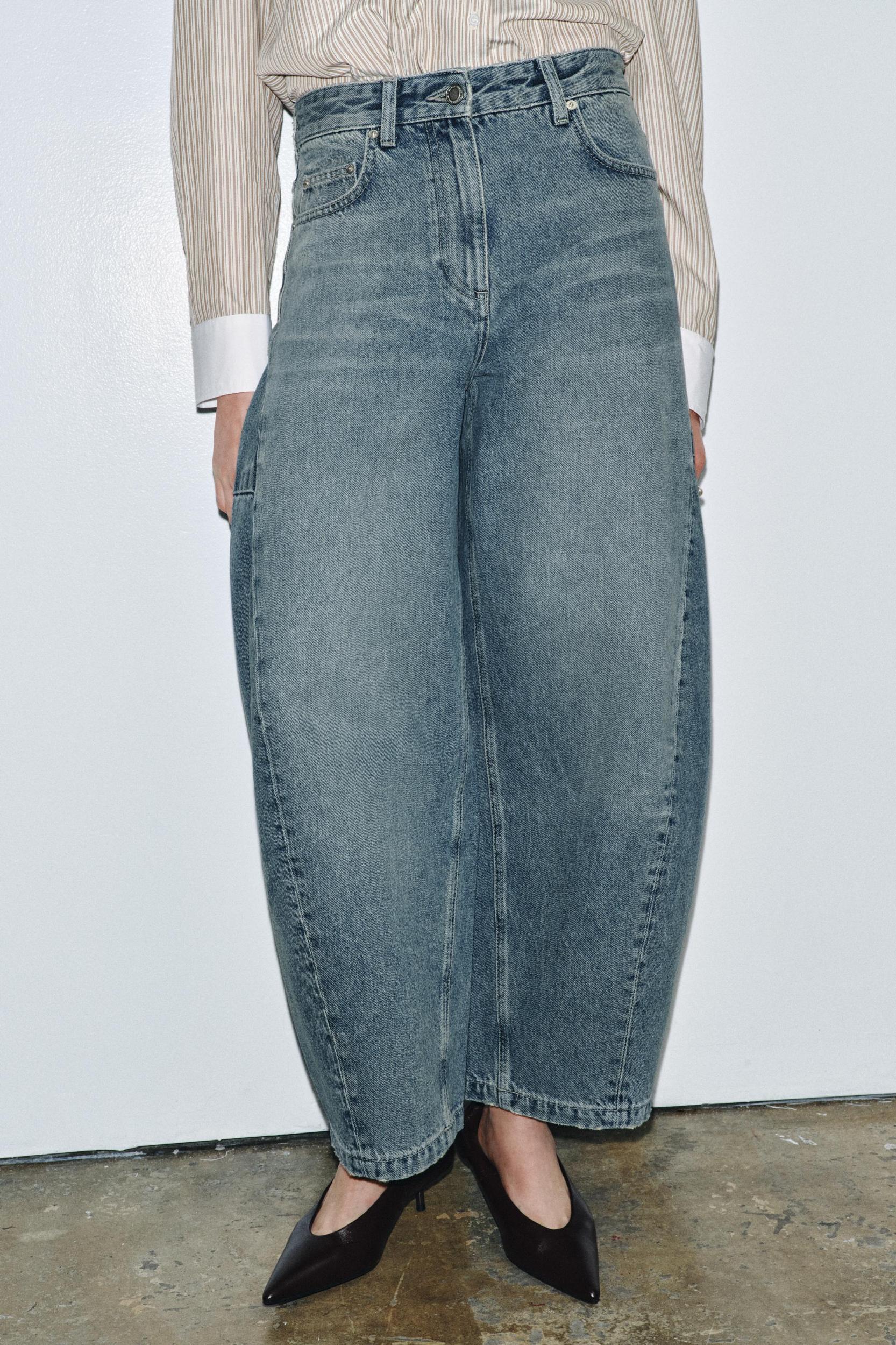 ZW COLLECTION MID-RISE ANKLE BALLOON JEANS Product Image