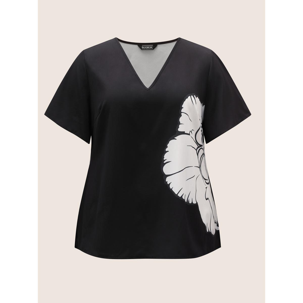 Plus Size Black Carnation Print Contrast Ruffle Sleeve Blouse Women Elegant Short sleeve V-neck Everyday Blouses BloomChic 22-24/3X Product Image