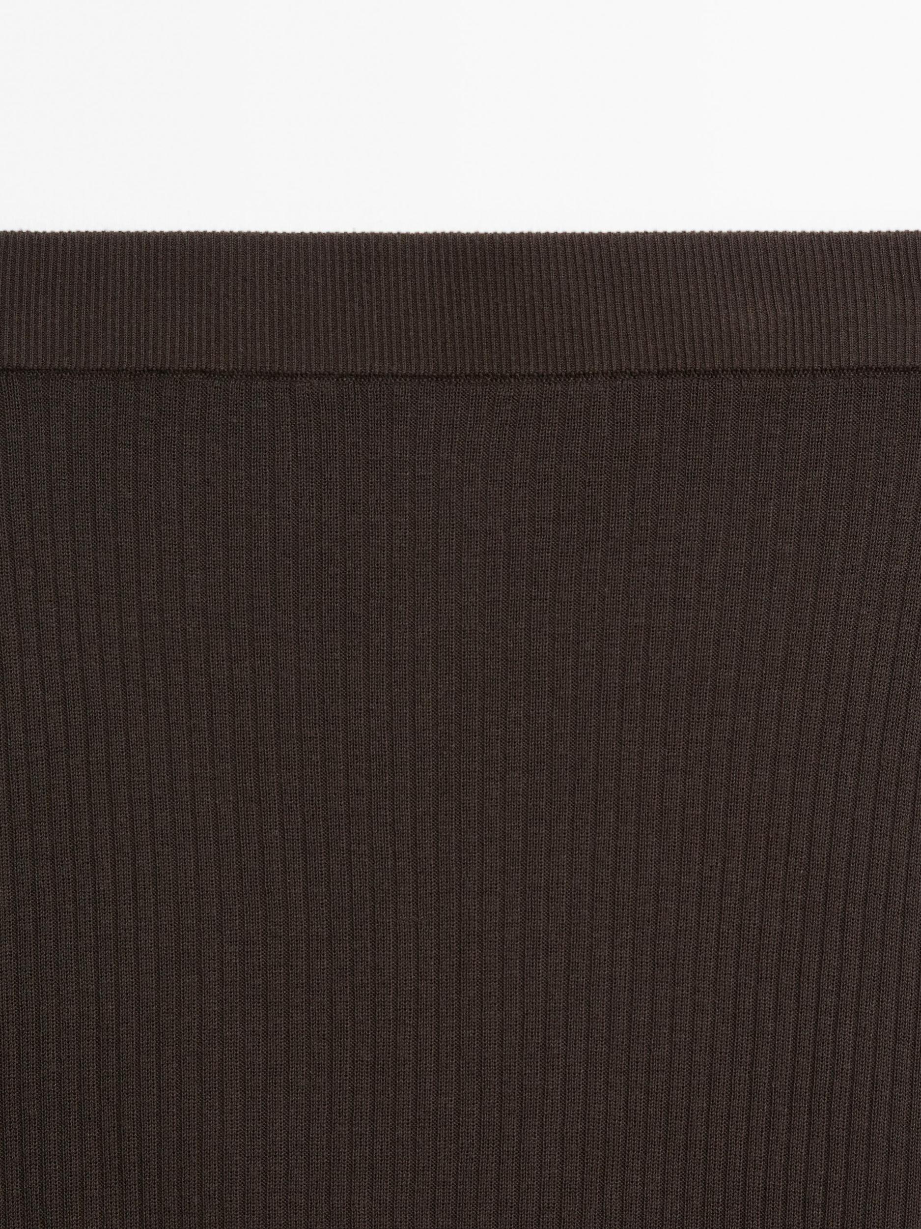Long ribbed knit skirt Product Image