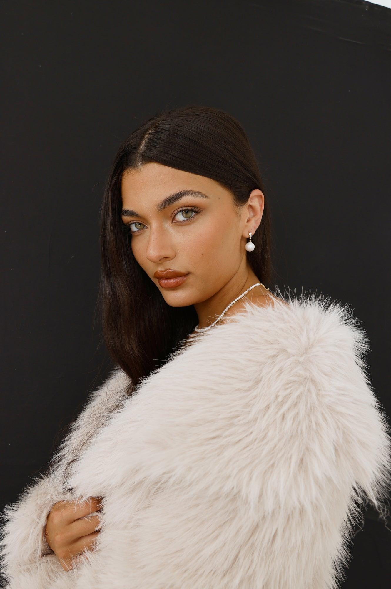 Dazzle Me Earrings Gold Product Image