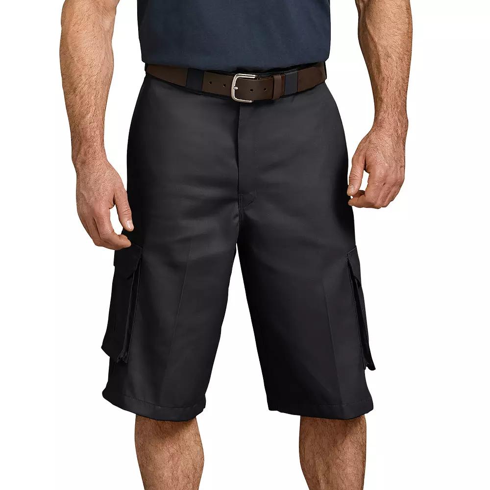 Men's Dickies Loose-Fit Cargo Shorts,  Product Image