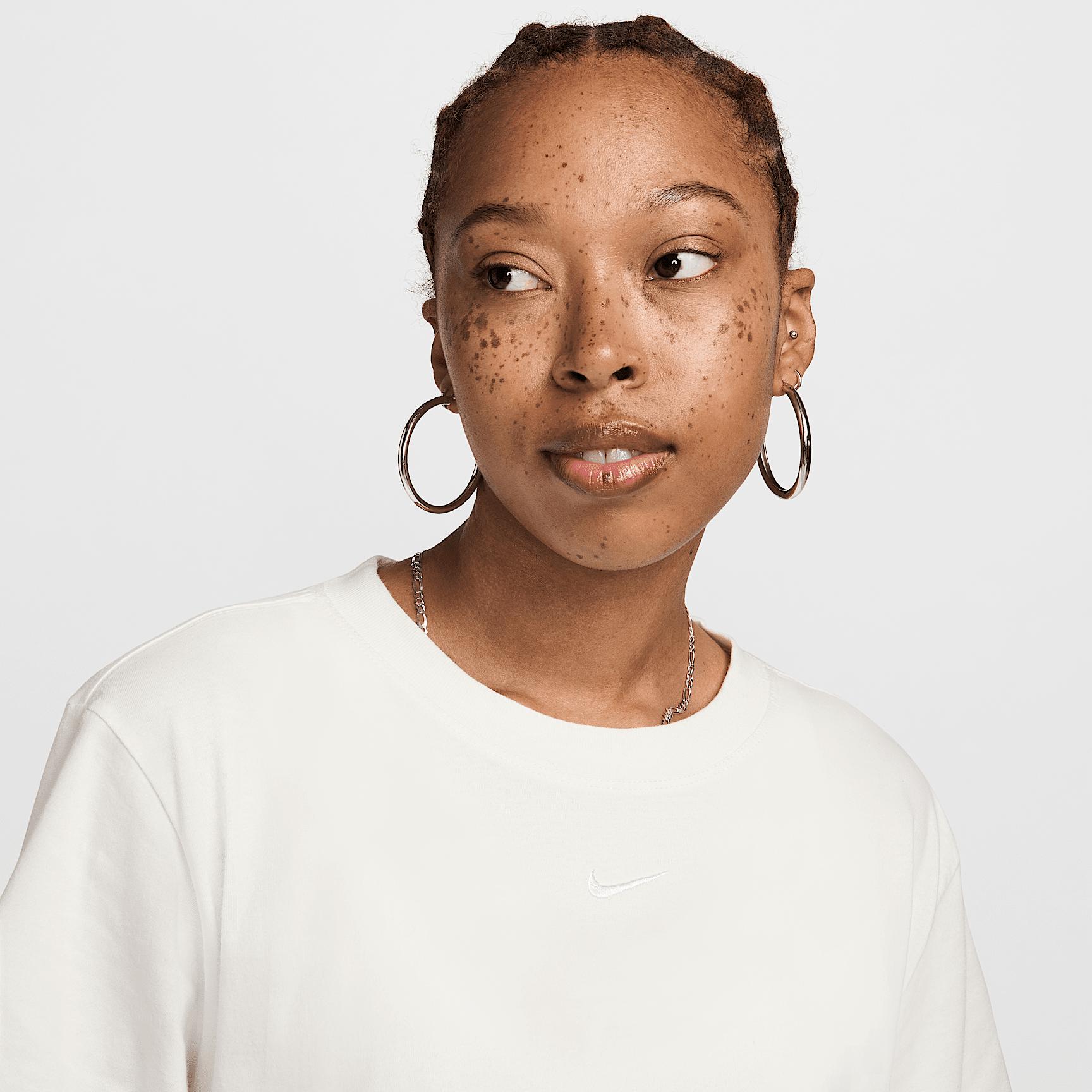 Women's Nike Sportswear Essential T-Shirt Product Image