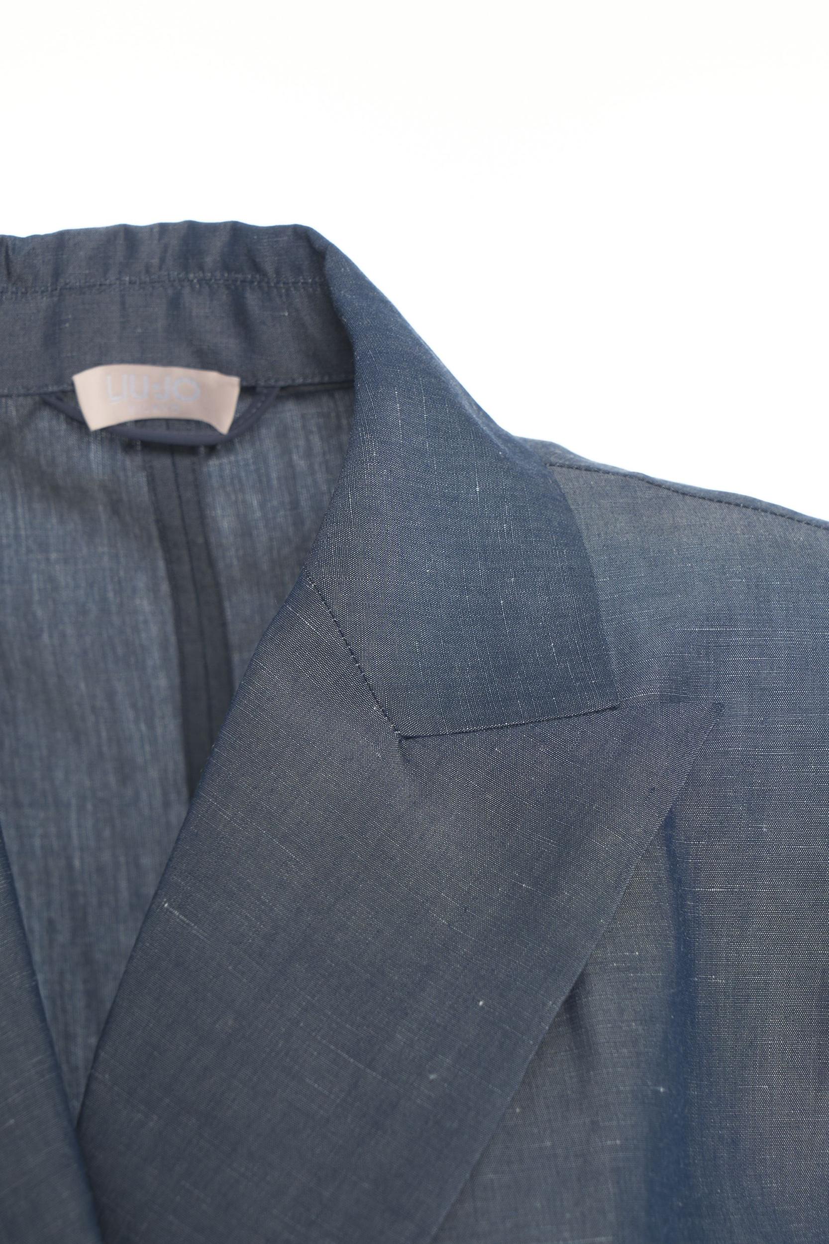 Vest with waist belt Product Image