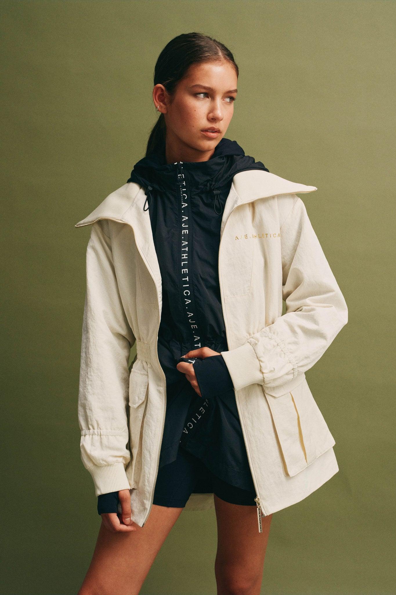 Relaxed Full Zip Jacket 706 Product Image