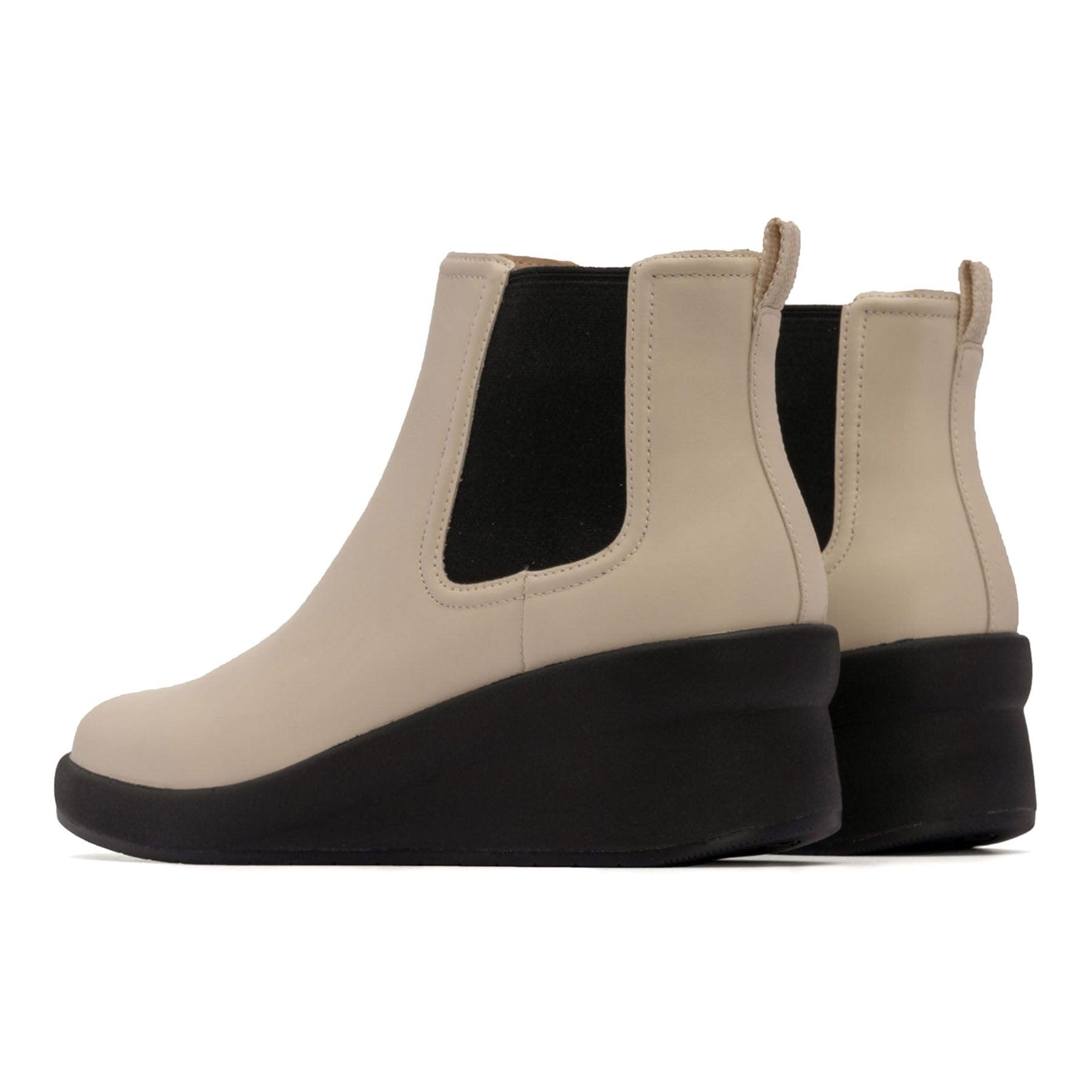 Passage Chelsea Metatarsal Female Product Image