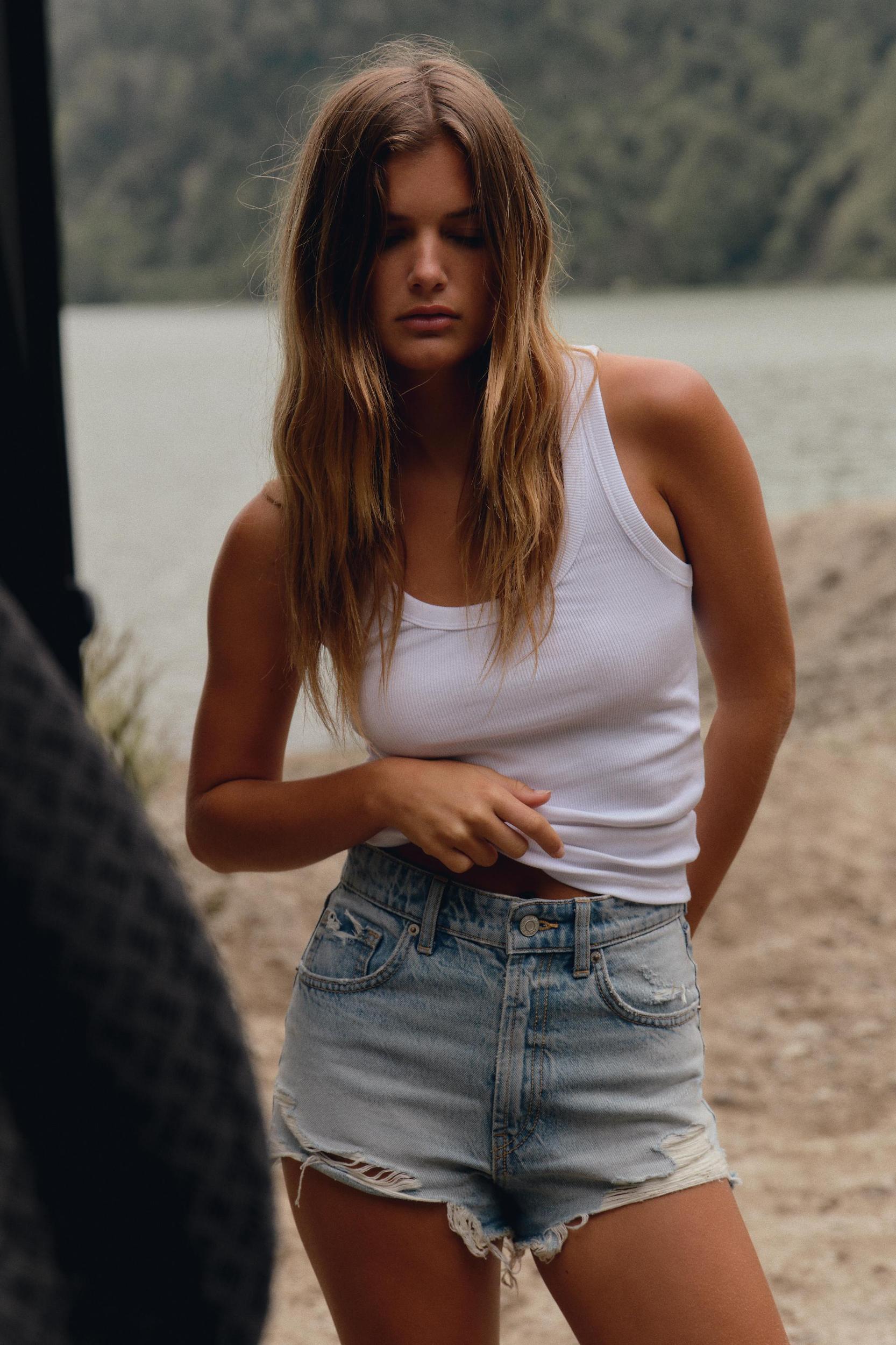 STRAPPY RIB TOP Product Image