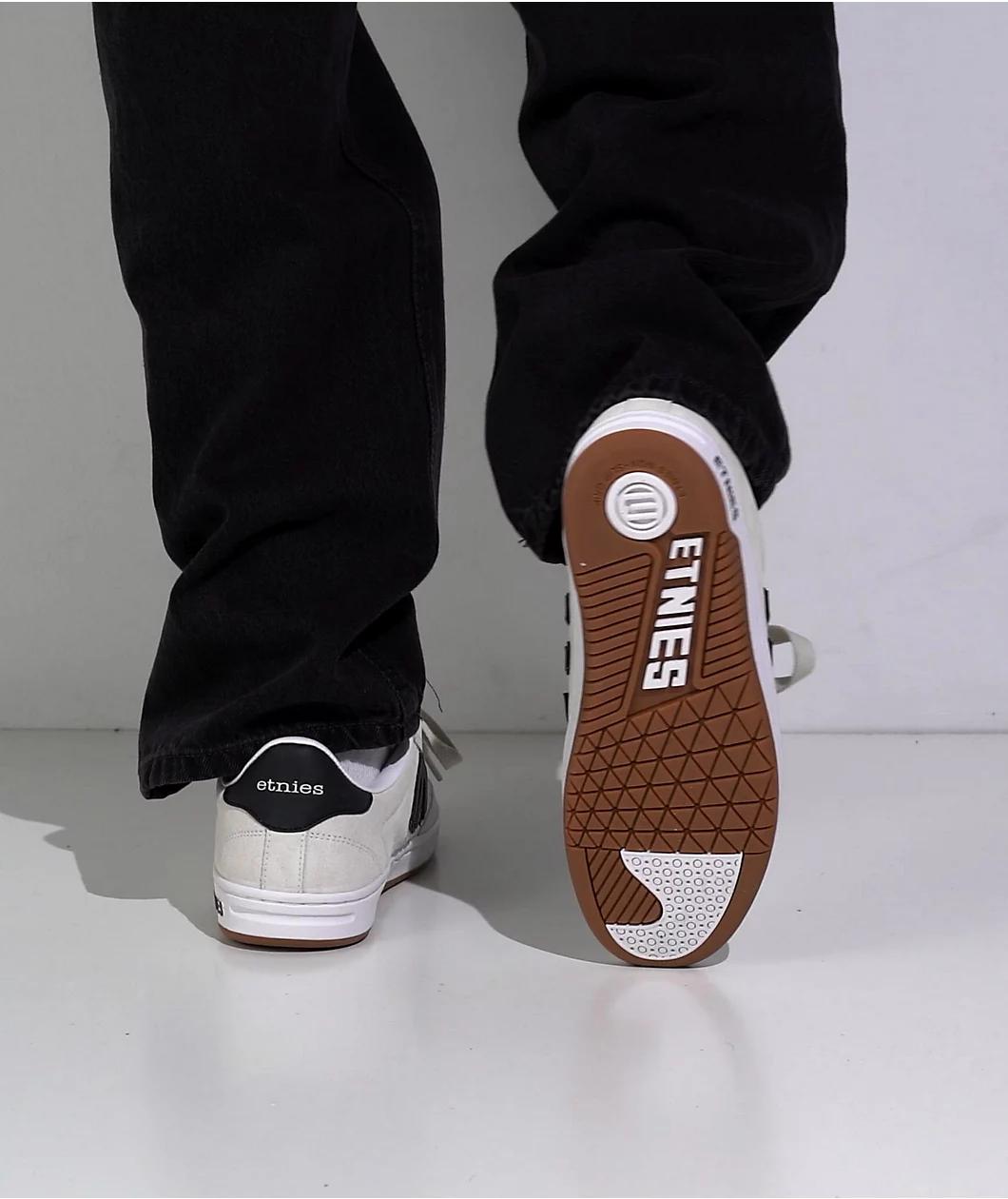 Etnies Locut  White & Black Skate Shoes Product Image