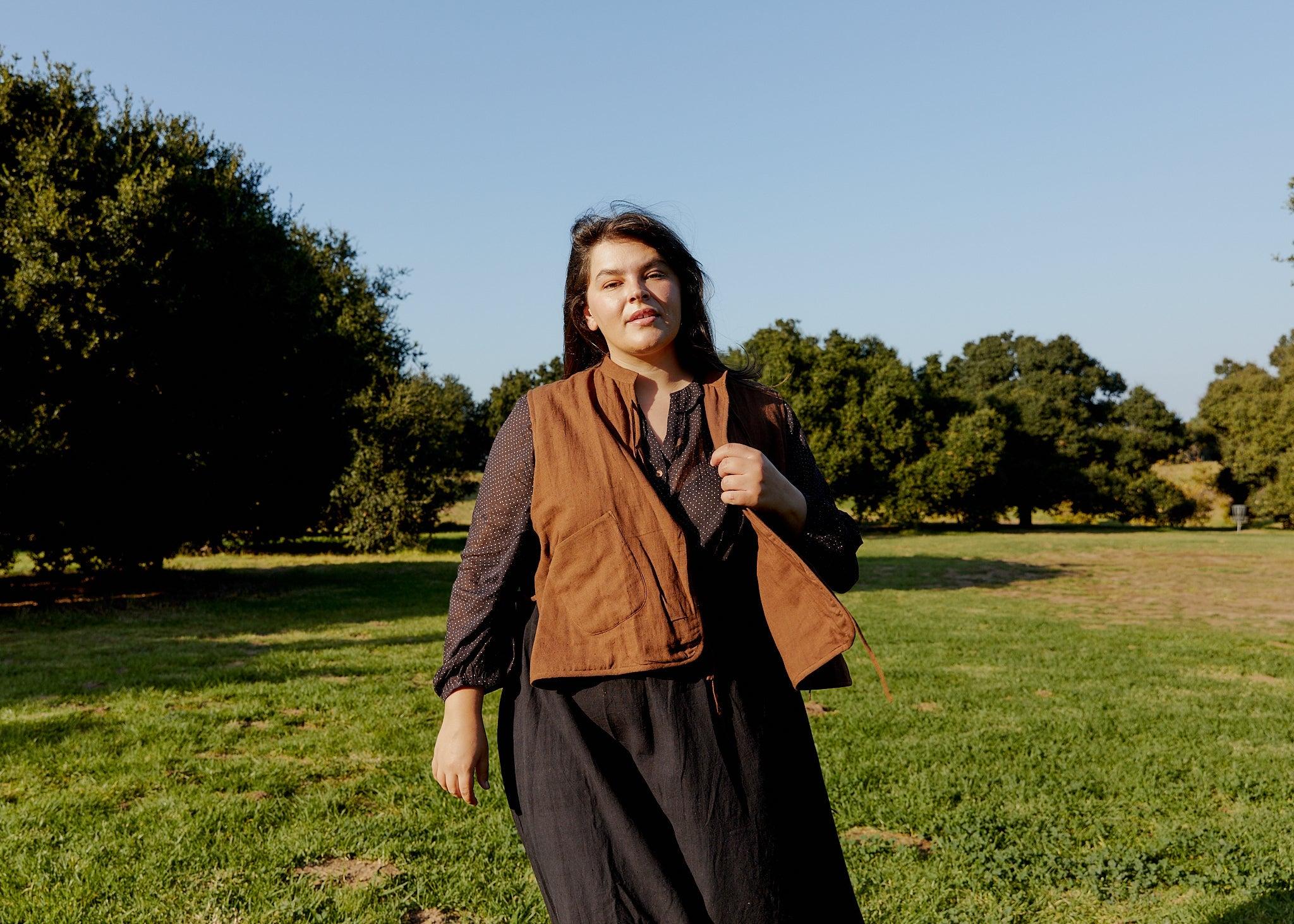 Chocolate brown Extended organic waistcoat Product Image