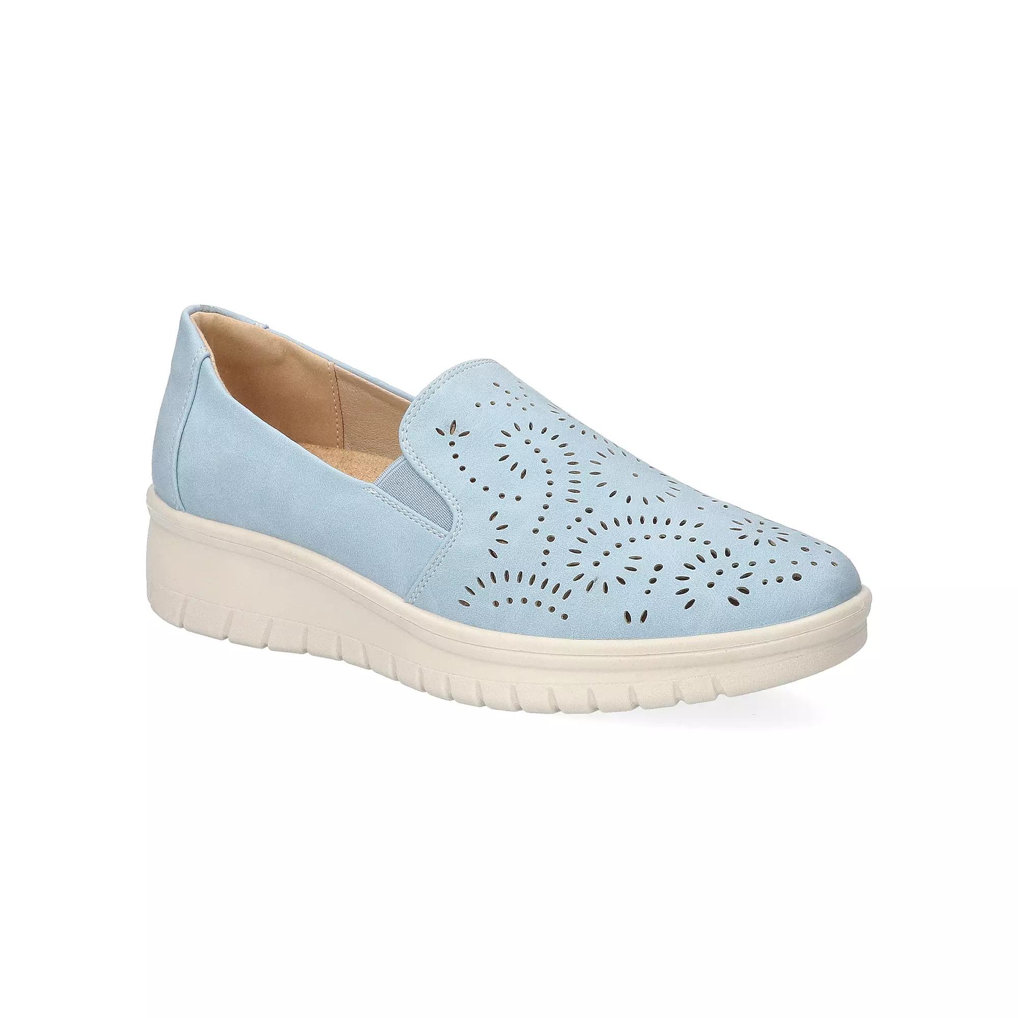 Ying by Easy Street Women's Comfort Flats,  Product Image