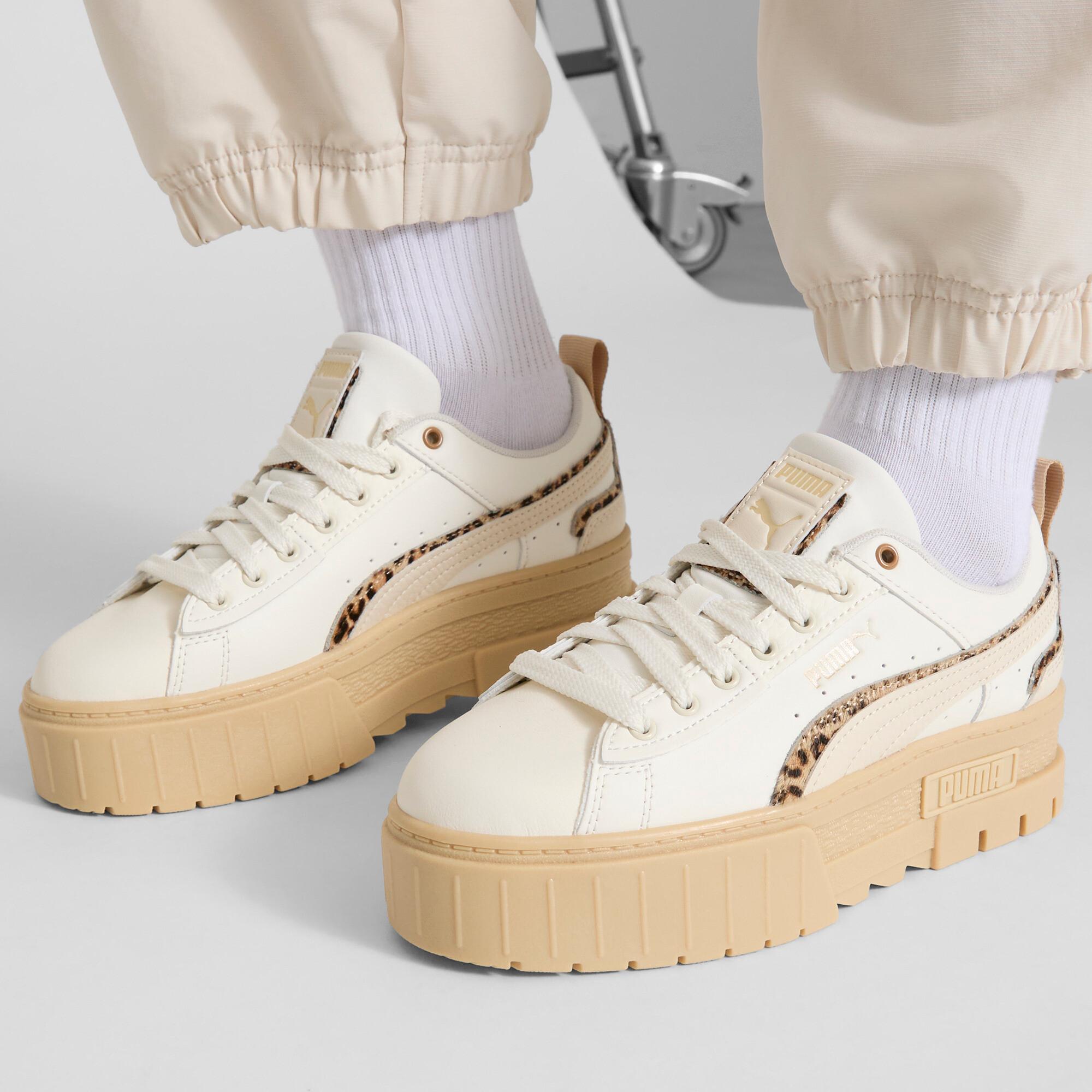 Mayze UT Leo Women's Sneakers Product Image