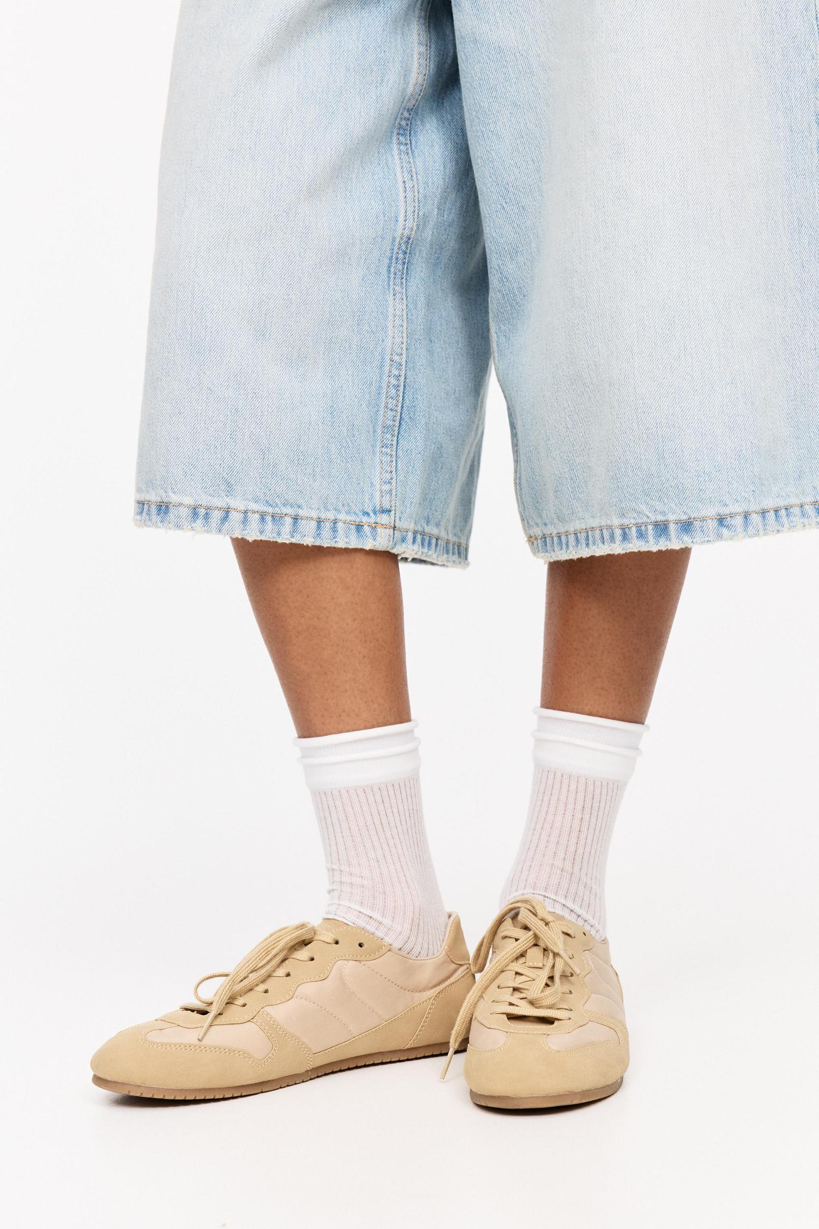 White socks Product Image