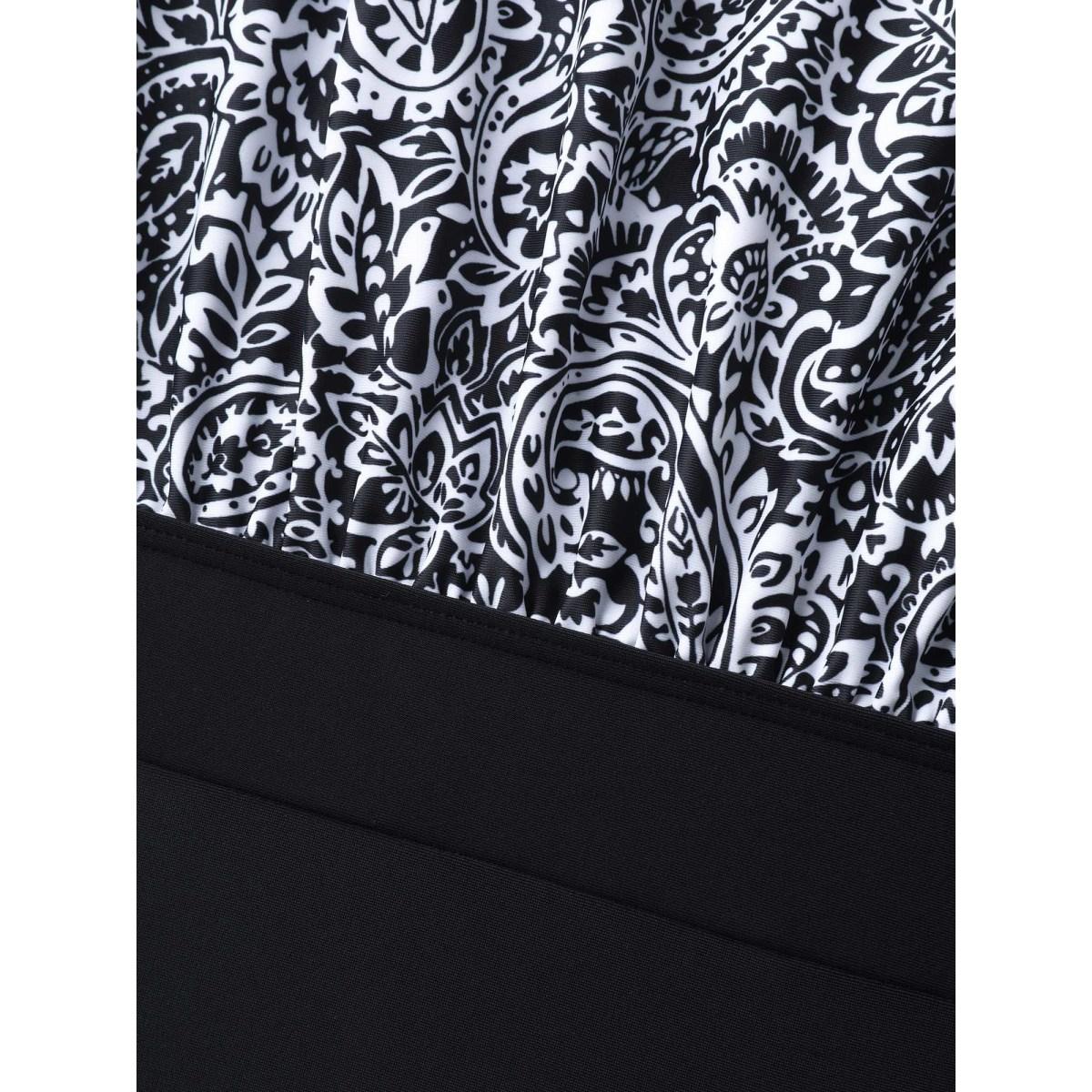 Plus Size Paisley Print Ruched One-Piece Swimsuit Women's Swimwear Black Beach Curve Bathing Suits High stretch One Pieces BloomChic 28/5X Product Image