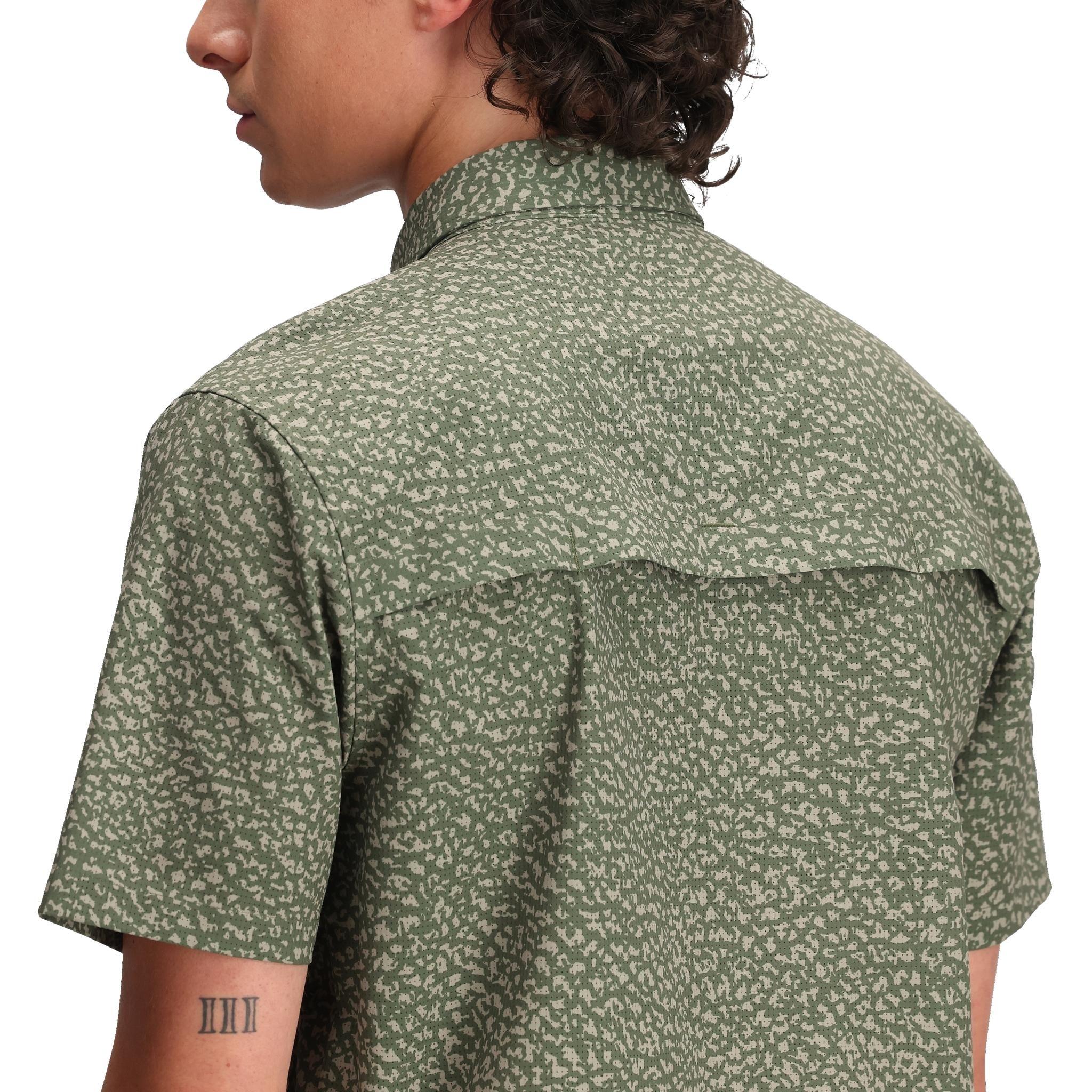 Merino Wool and Linen Short Sleeve Button-Down Shirt | Sage Green Product Image