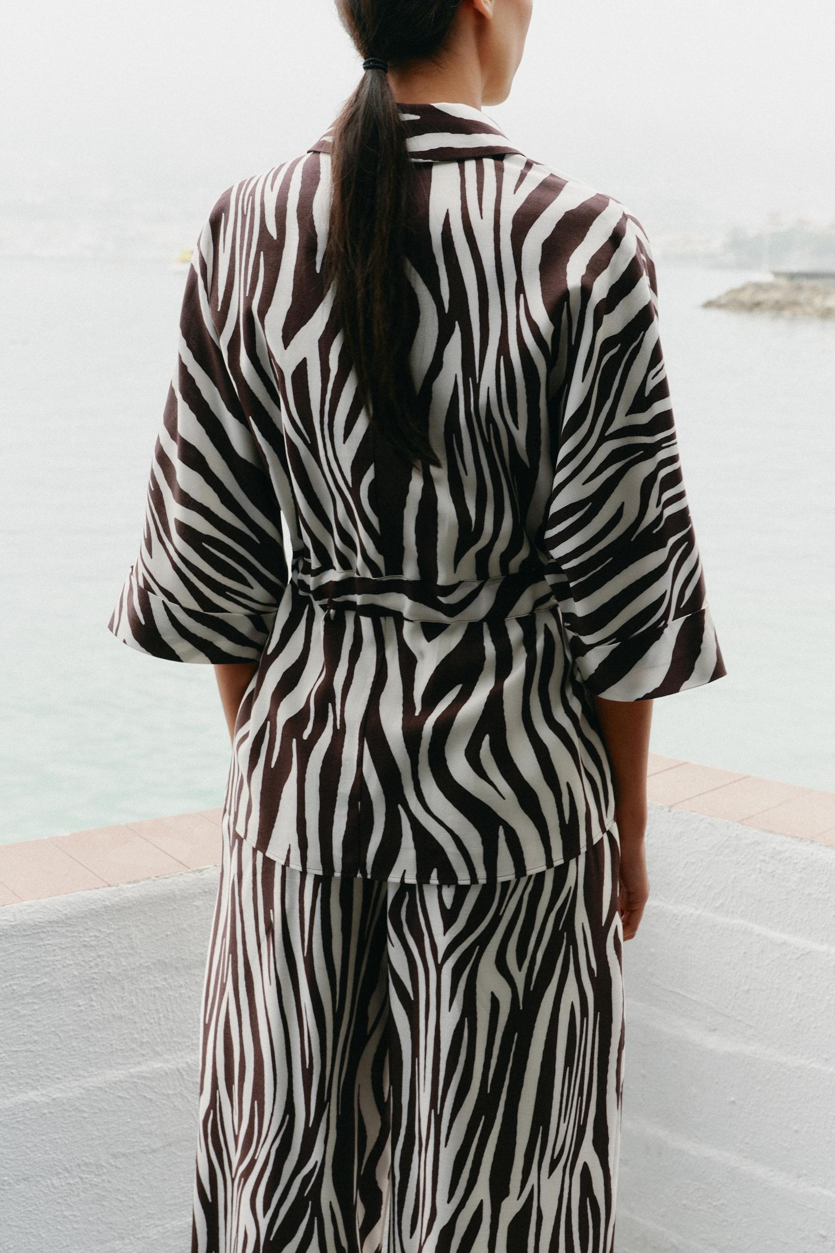 ANIMAL PRINT SAFARI SHIRT Product Image