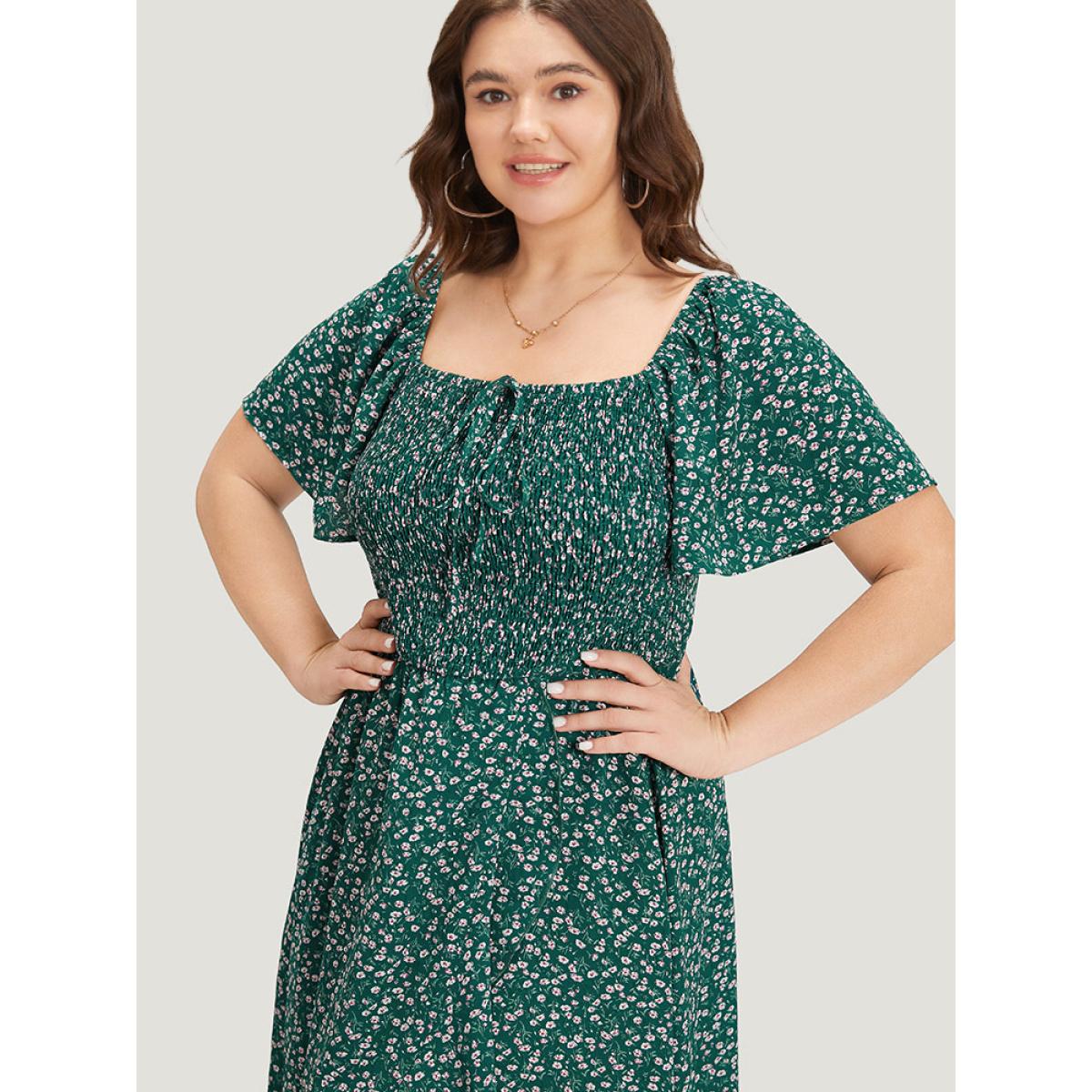 Plus Size Ditsy Floral Shirred Bowknot Pocket Wrap Hem Dress Teal Women Elegant Wrap Square Neck Short sleeve Curvy Midi Dress BloomChic 28/5X Product Image