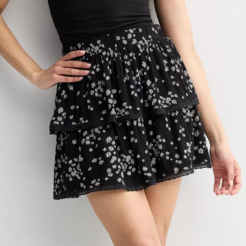 Juniors' SO® Tiered Mini Skirt, Women's,  Product Image