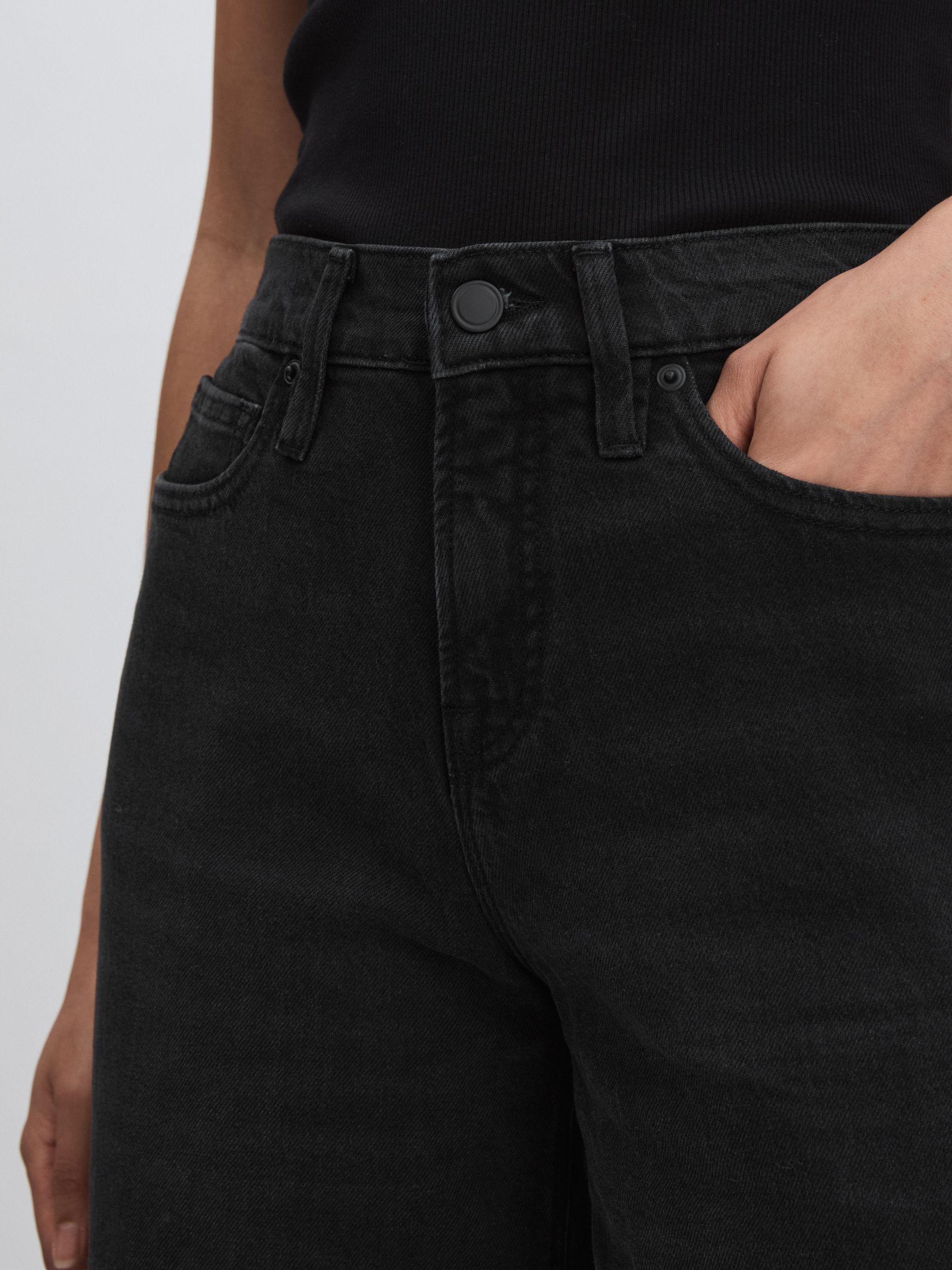 Good American Petite Relaxed Jeans in Black Product Image