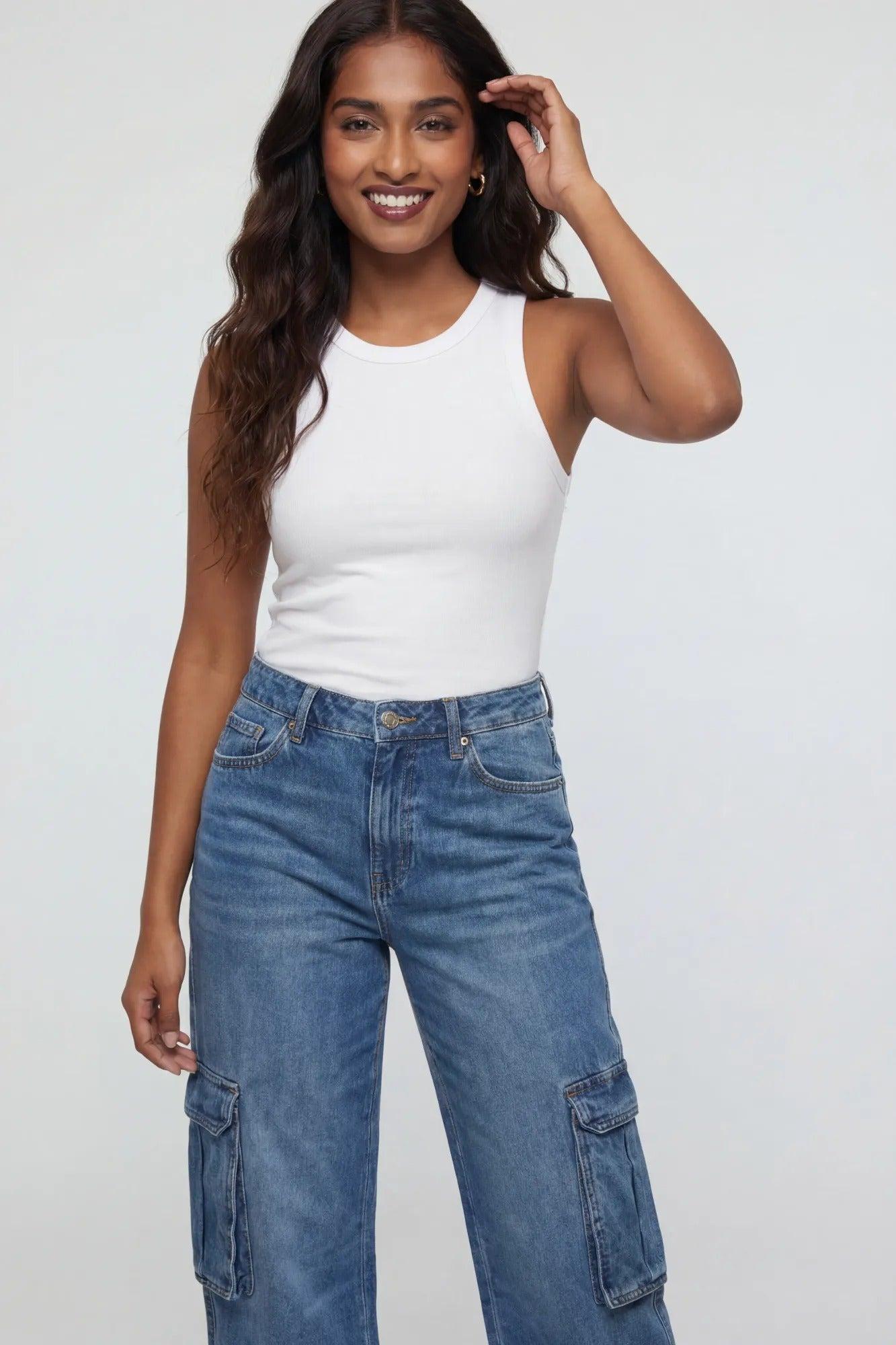 Barrel Cargo Jean Female Product Image