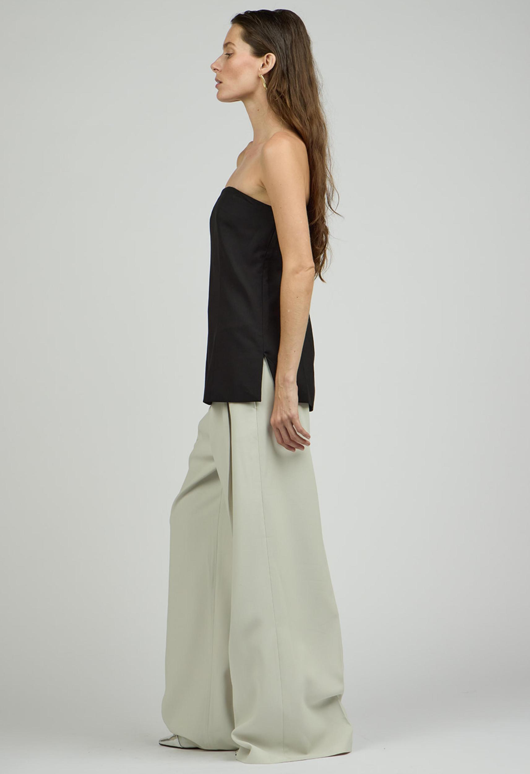 Susana Top in Midnight Product Image