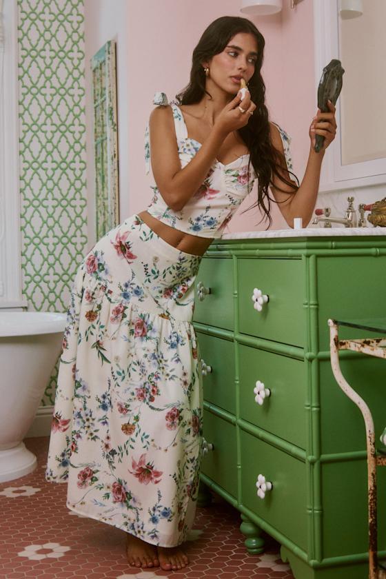 Beautifully Chic White Floral Drop Waist Midi Skirt Product Image