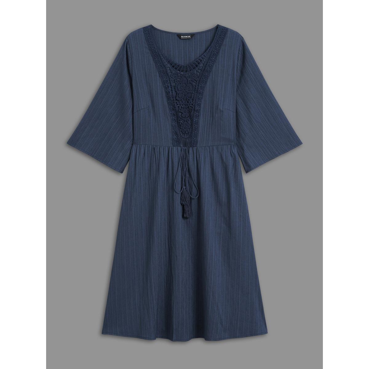 Plus Size Textured Lace Patchwork Waist-Cinched Midi Dress DarkBlue Women Casual Woven ribbon&lace trim V-neck Elbow-length sleeve Curvy BloomChic 22-24/3X Product Image