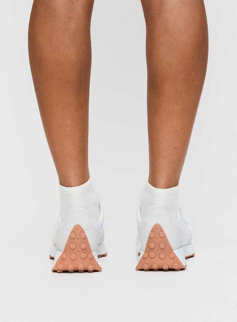 High Speed Sneakers White Product Image