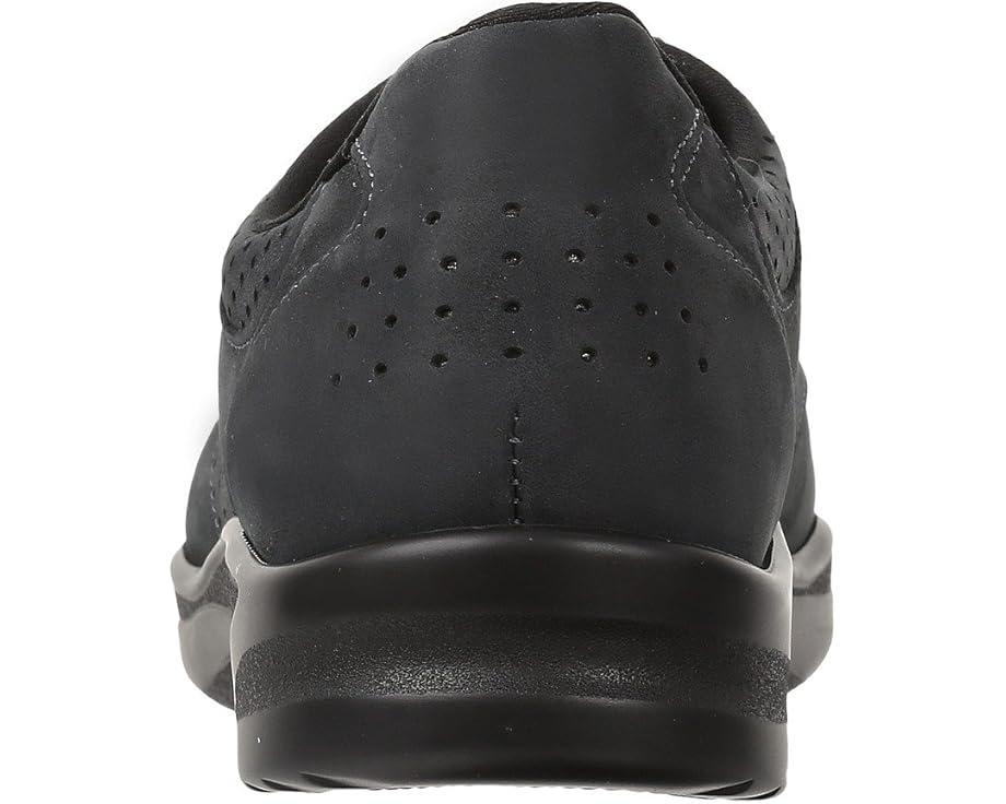Traveler Comfort Sneaker Product Image
