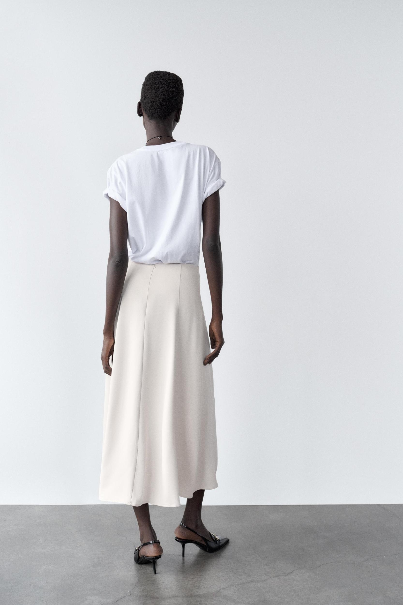 CREPE MIDI SKIRT Product Image