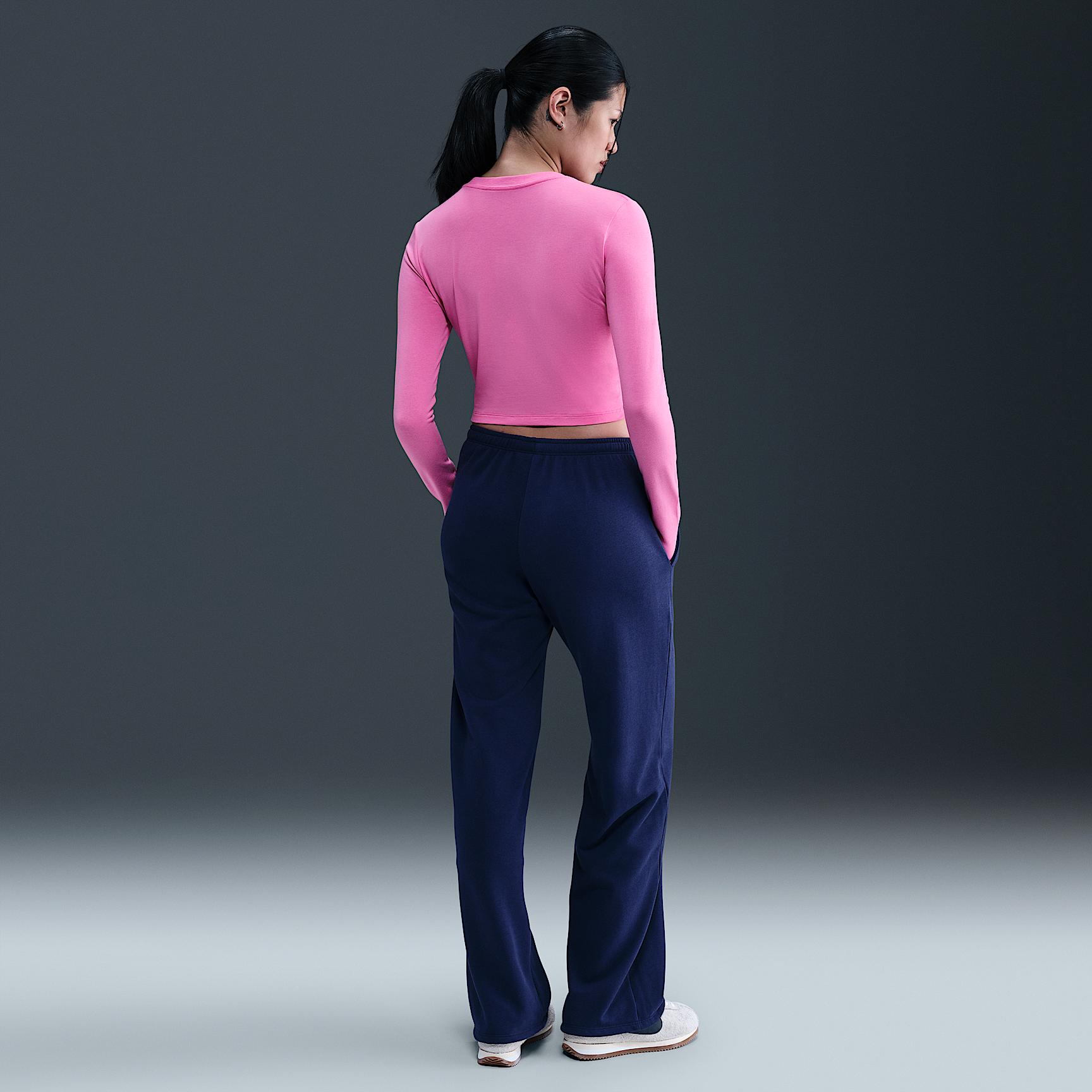 Nike Sportswear Chill Knit Women's Slim Long-Sleeve Cropped Top Product Image