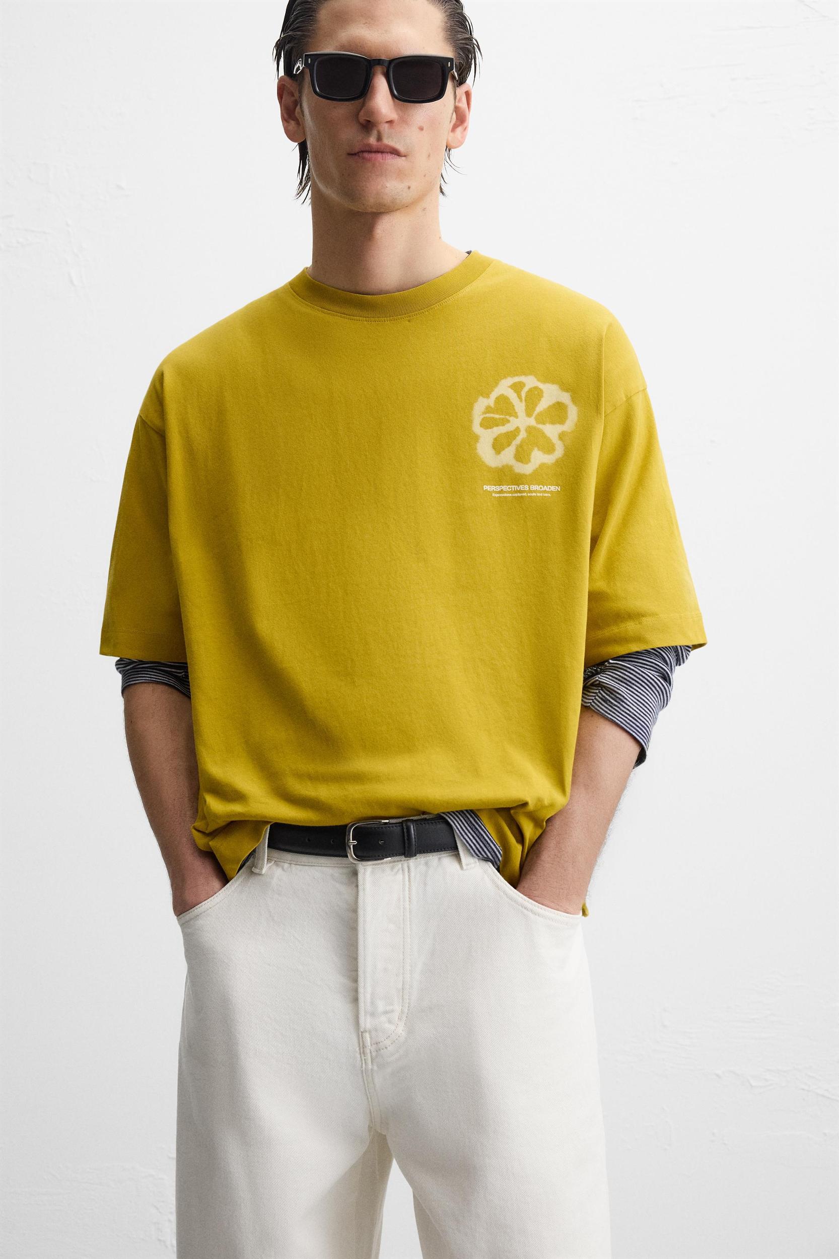 FLORAL PRINT T-SHIRT Product Image