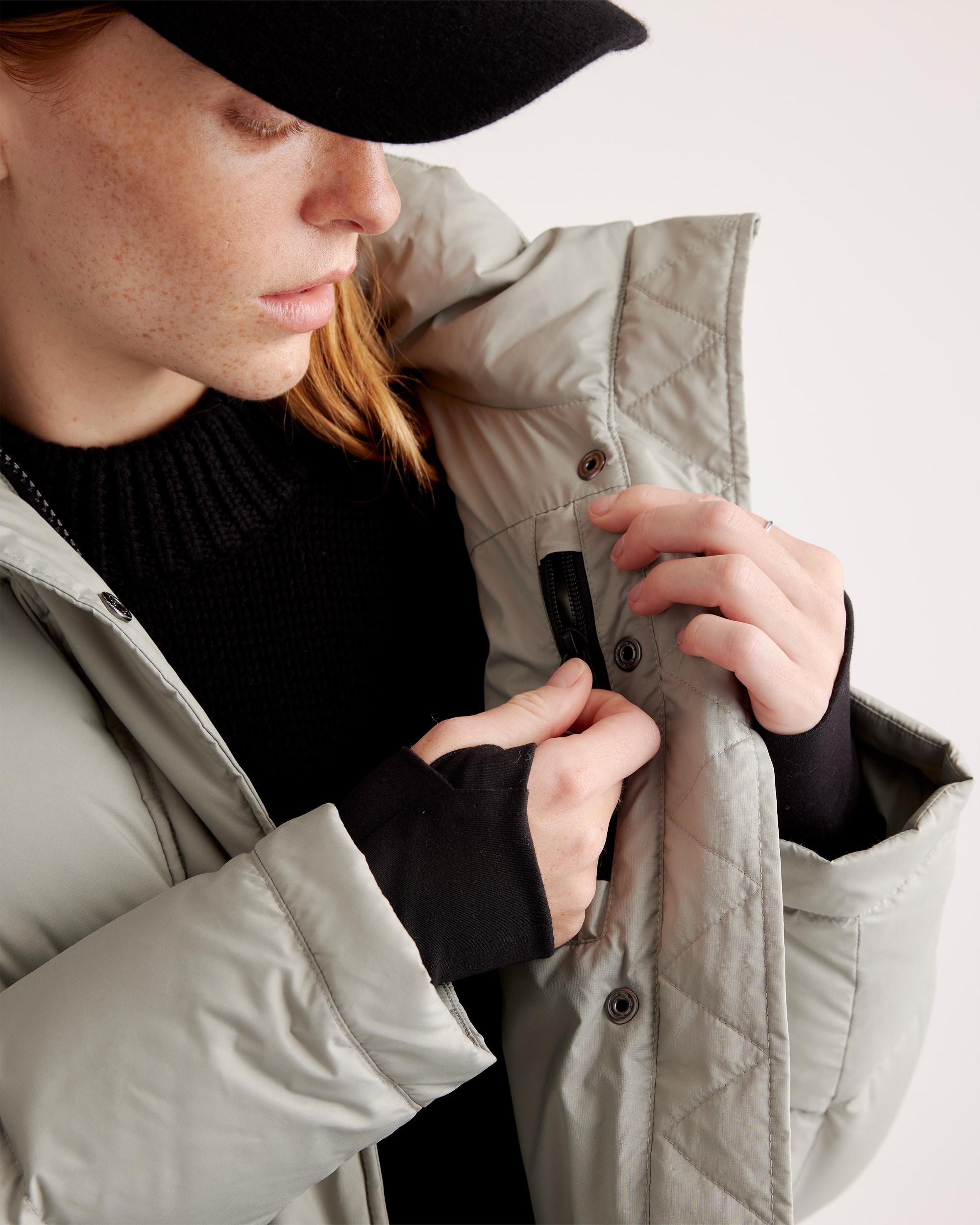 Quince | Women's Responsible Down Puffer Jacket Size XL, Recycled Polyester Product Image