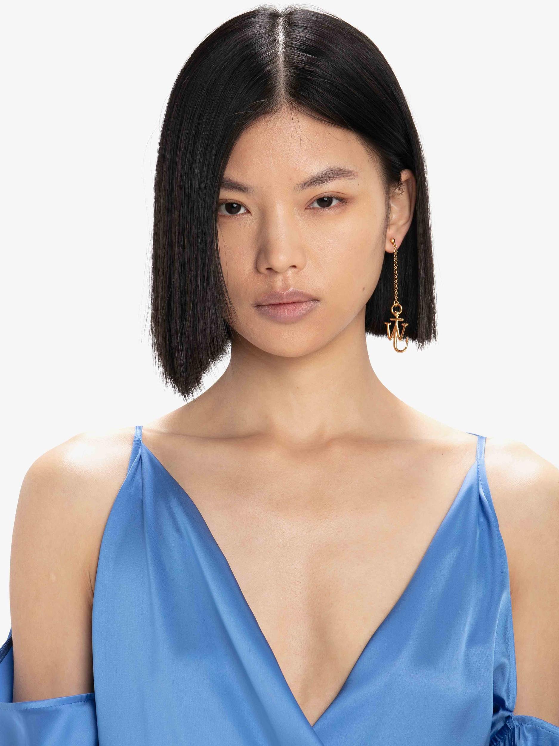 ASYMMETRIC ANCHOR EARRINGS Product Image