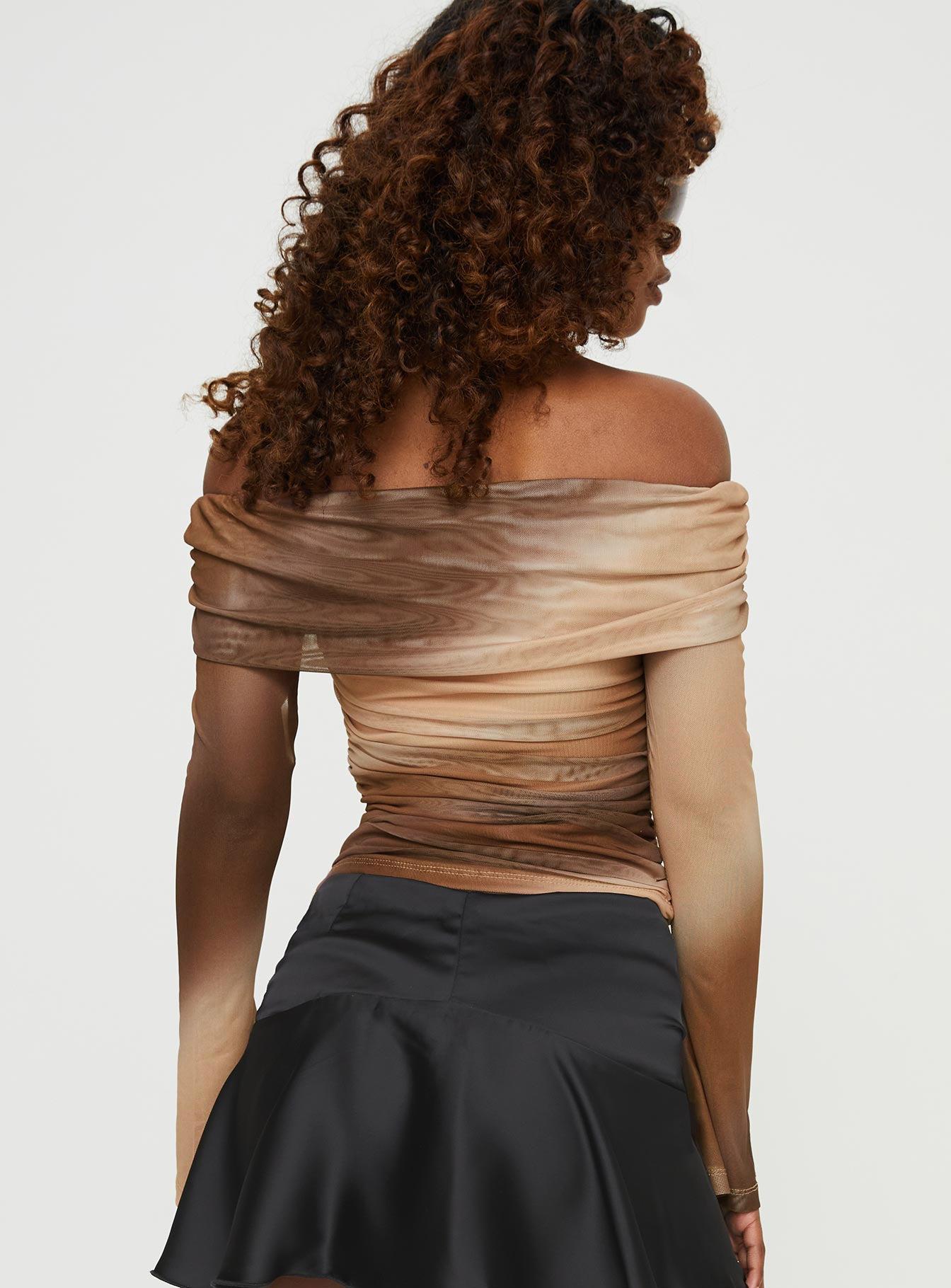 Lotta Off The Shoulder Top Brown Product Image