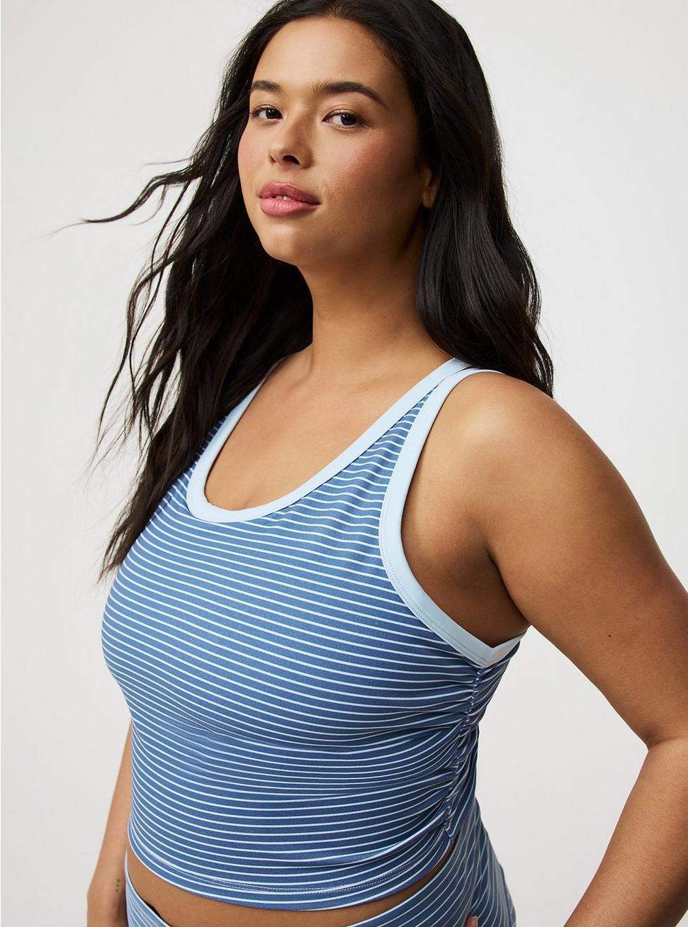 Performance Core Inner Shelf Longline Active Bra Product Image